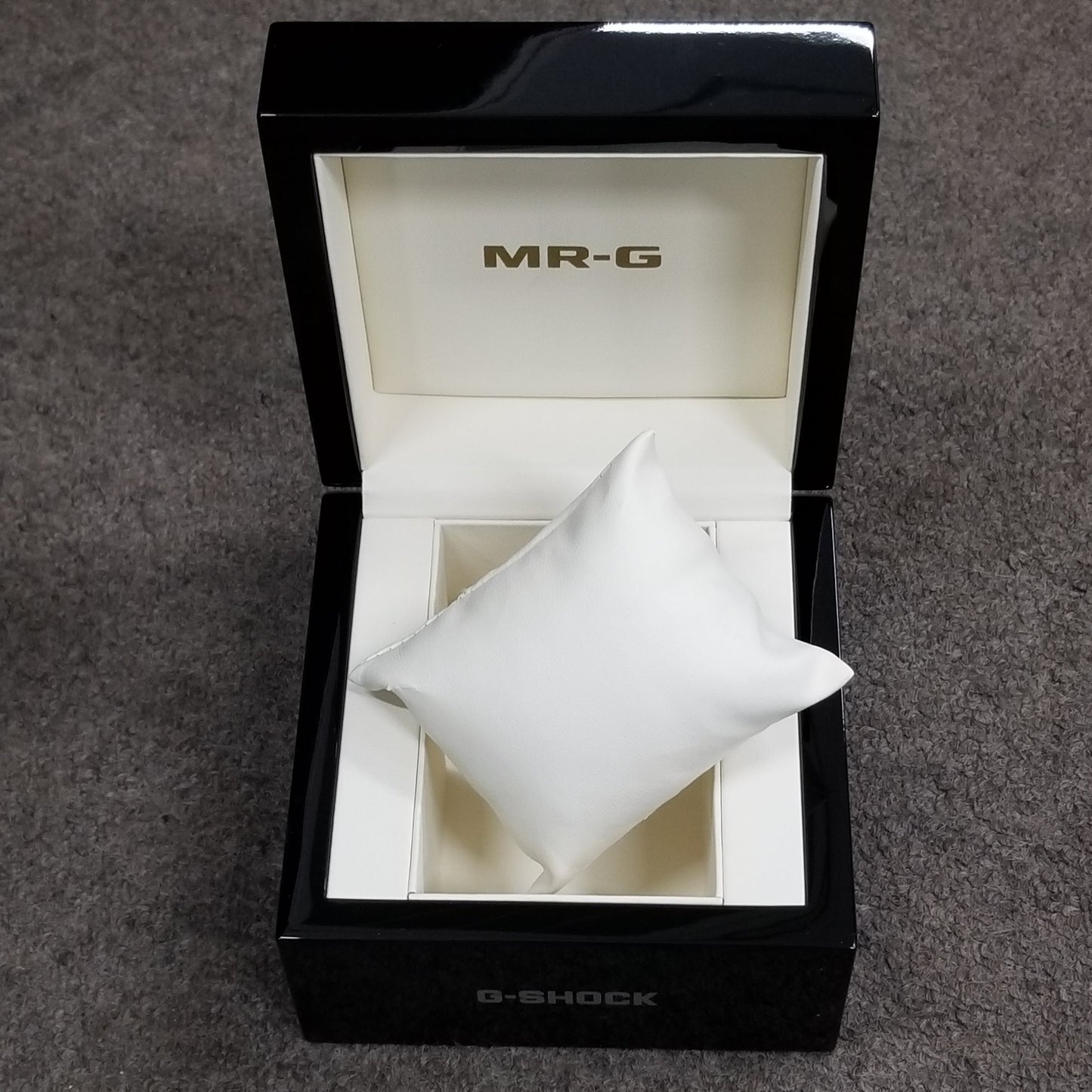 MRG-B5000-1JR G-SHOCK MRG-B5000series 2CAS01-00043