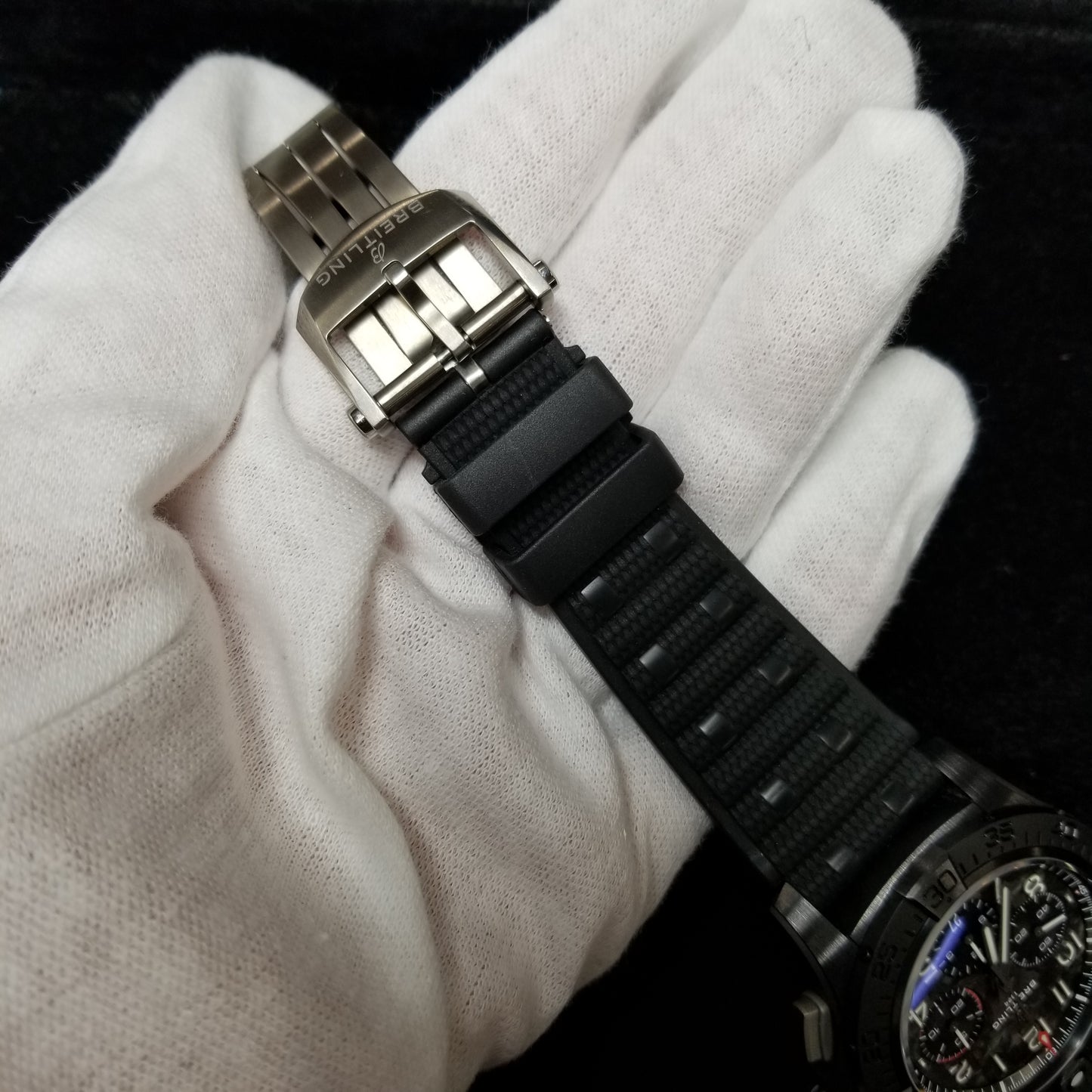 SB0147101B1X1 アベンジャーB01クロノグラフ44ナイトミッション 2BRT33-00185