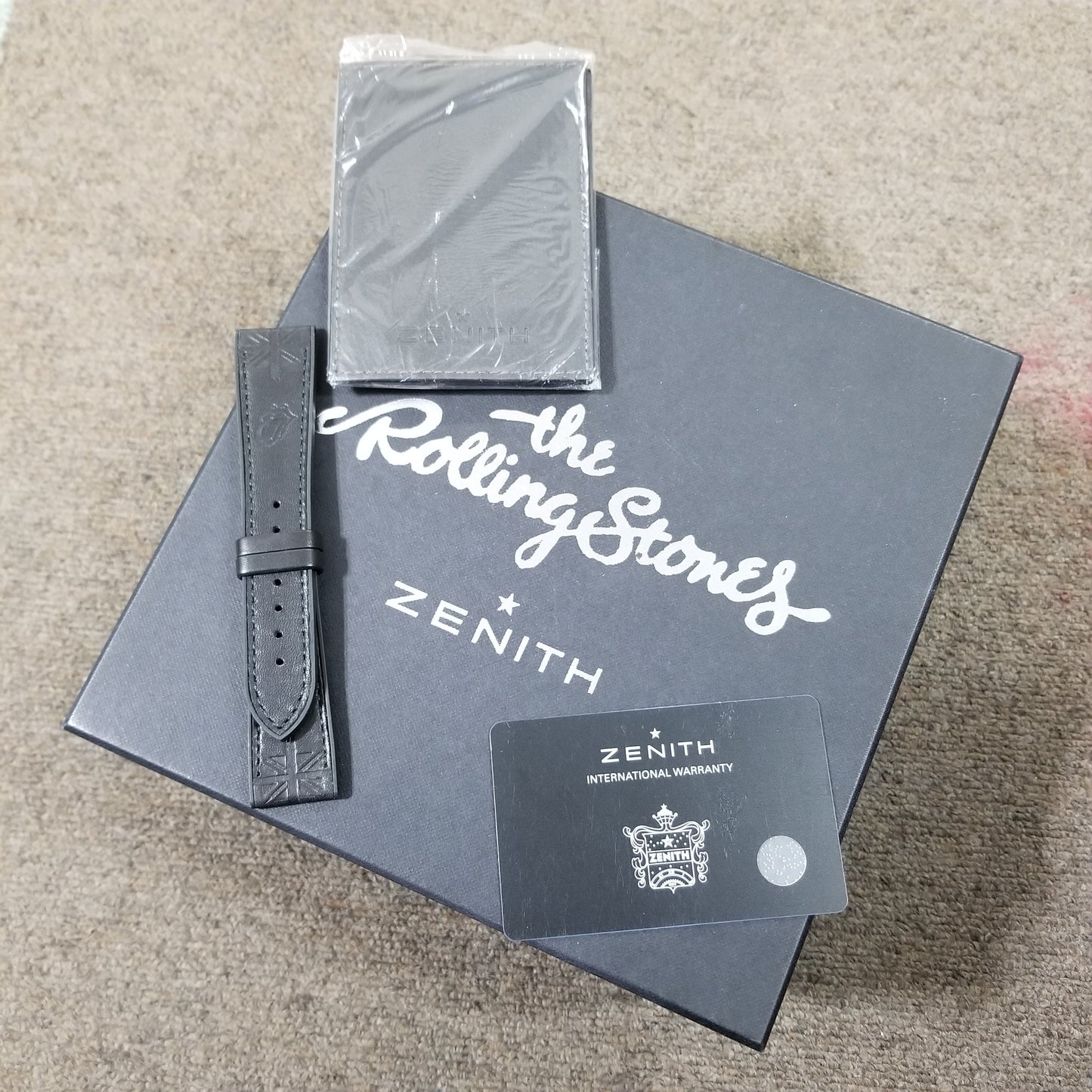 96.2260.4061/21.R575 Chronomaster1969 Rolling Stones World limited 1000 2ZEN01-00120
