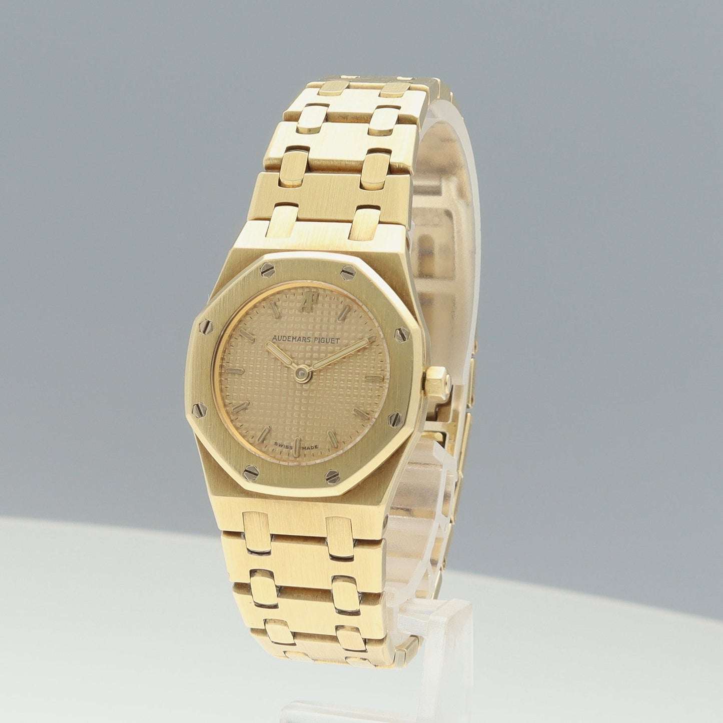 BA6339/722 Royal oak YG 2ADP33-00006