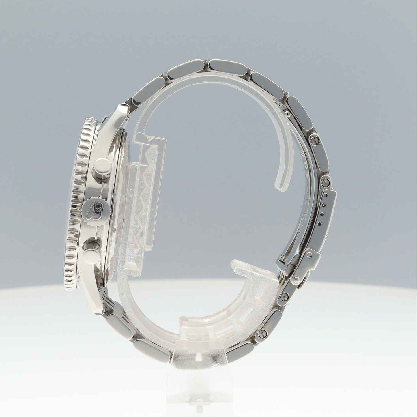 A12022 Navitimer Cosmonaut 2BRT01-00169