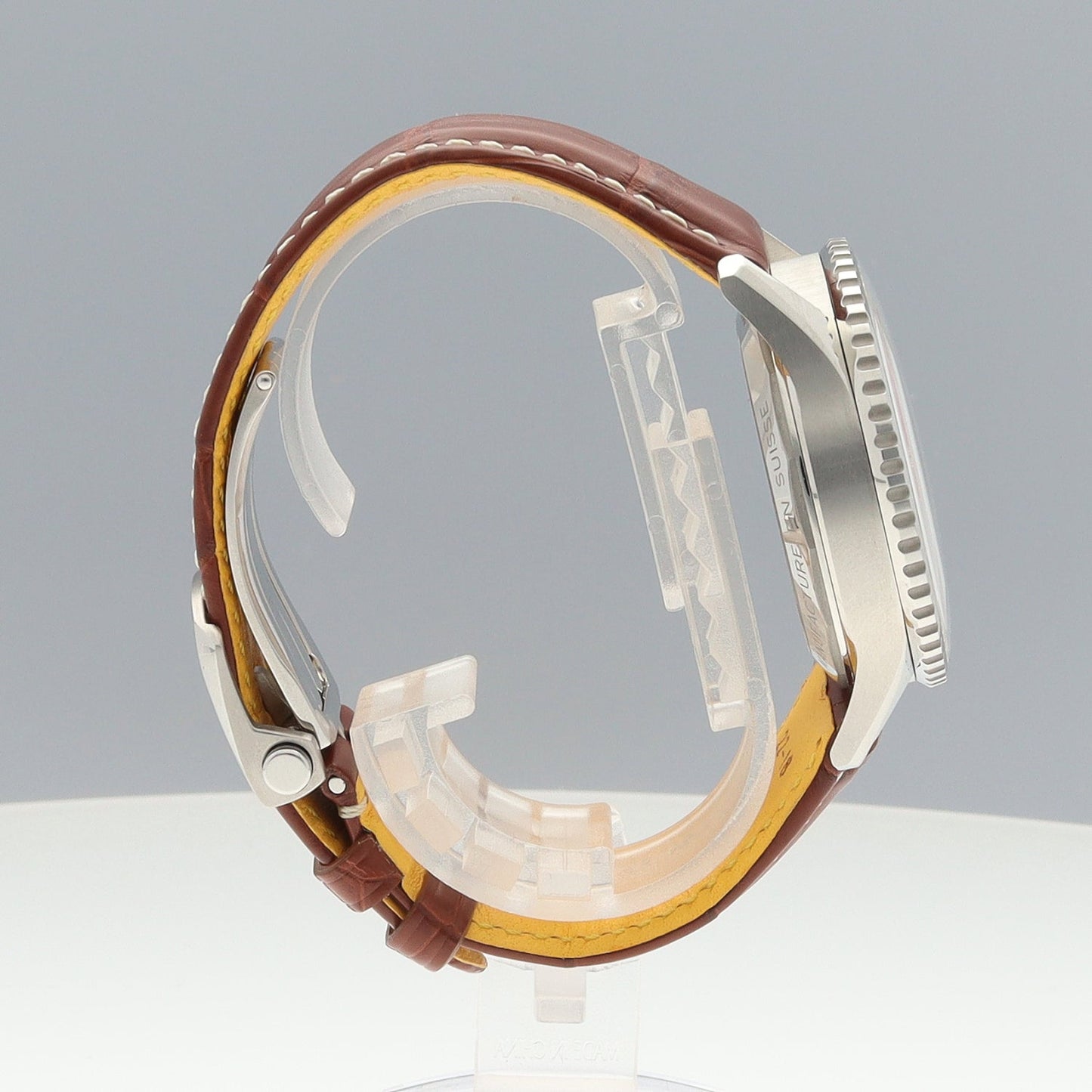AB0139211A1P1 Navitimer B01 Limited to Japan 2BRT01-00190