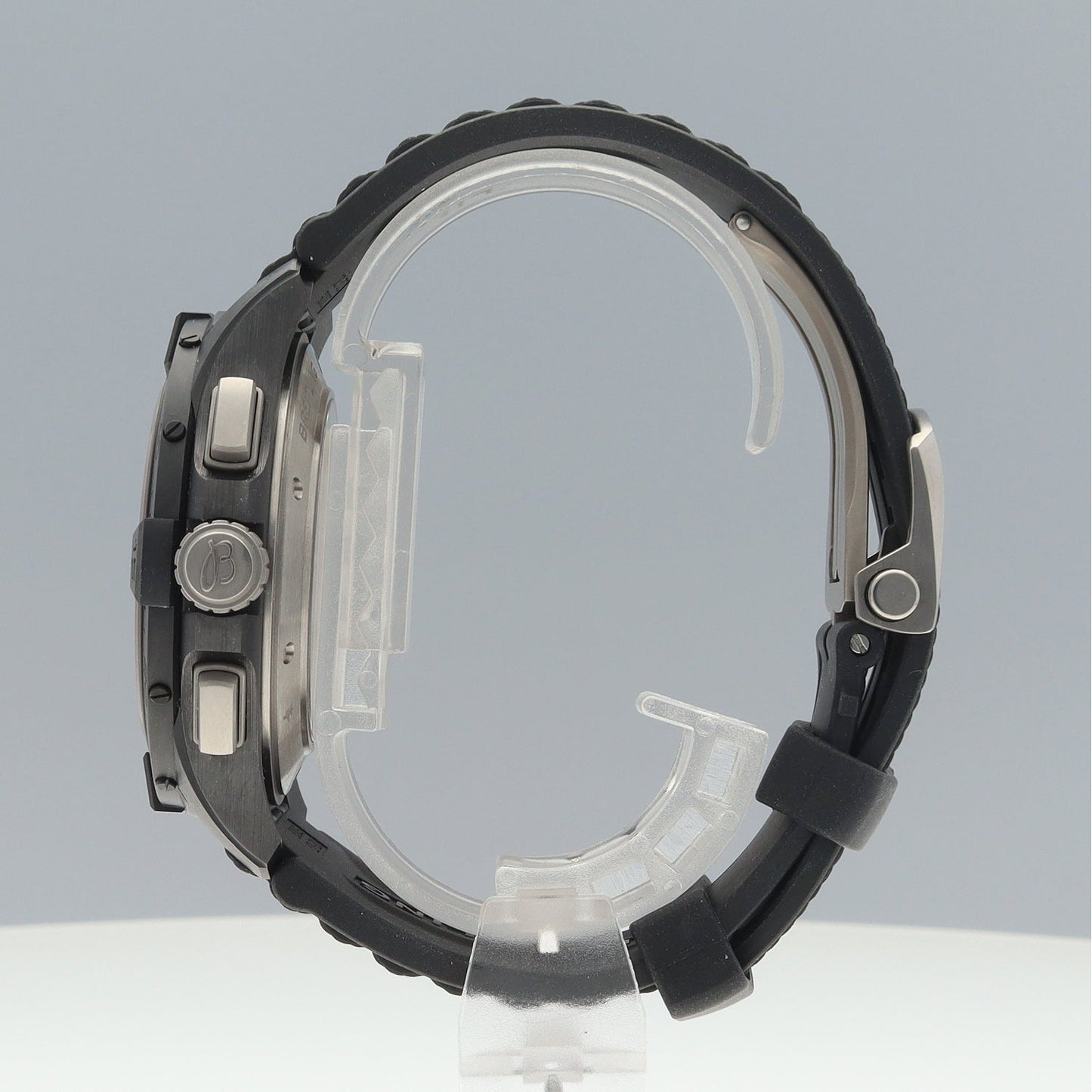 SB0147101B1X1 AVENGER B01 CHRONOGRAPH44 NIGHT MISSION 2BRT33-00185
