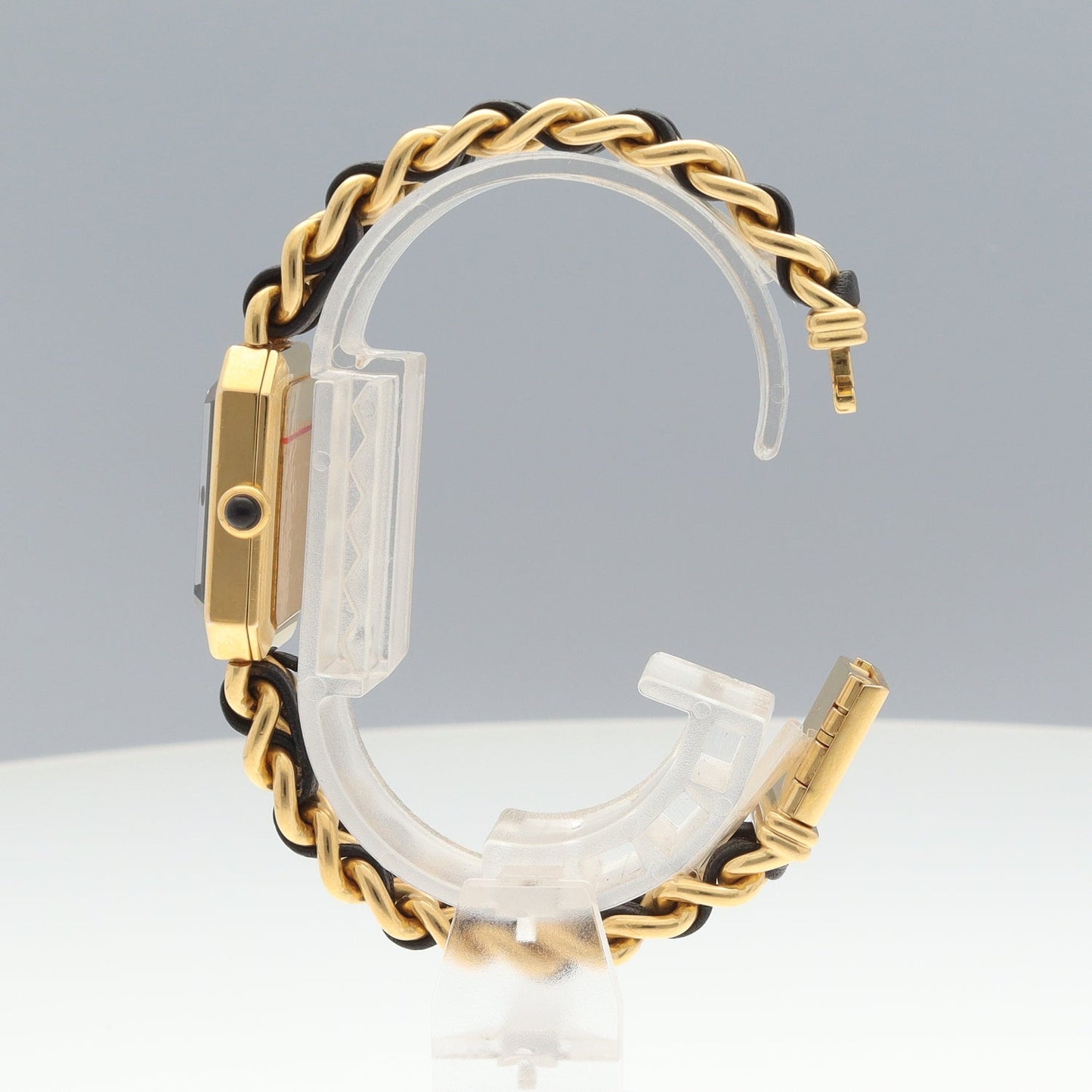 H0001 Premiere 2CHA01-00118