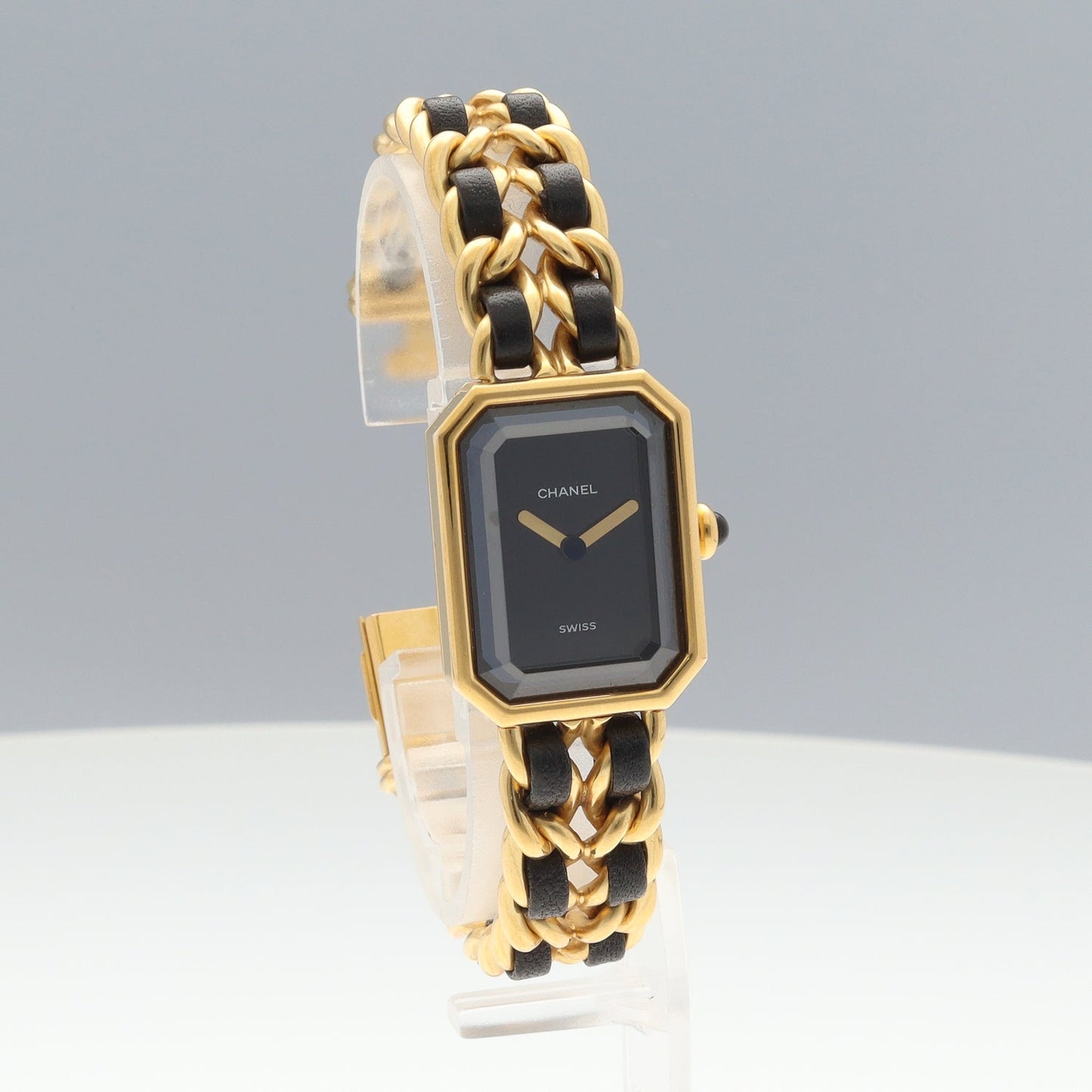 H0001 Premiere 2CHA01-00118