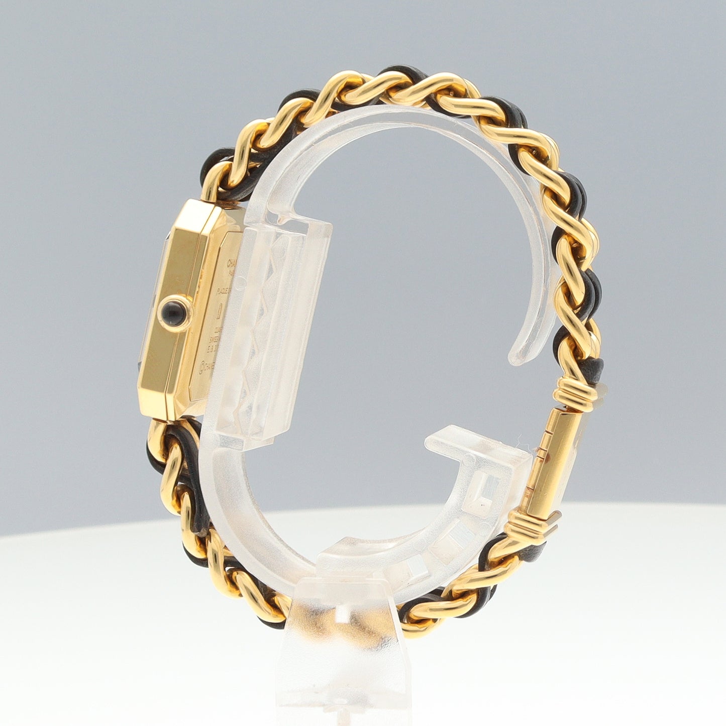 H0001 Premiere 2CHA01-00122