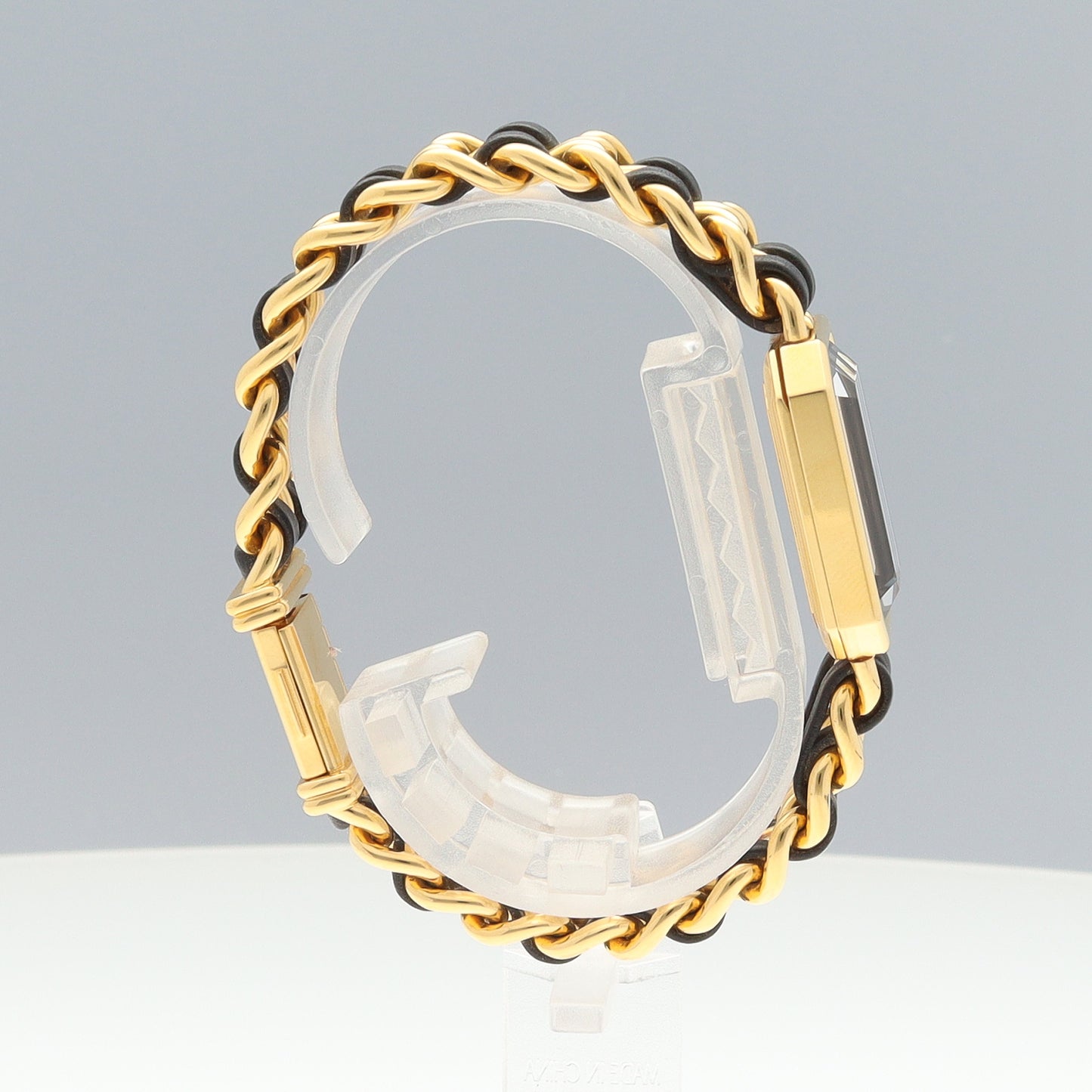 H0001 Premiere 2CHA01-00122