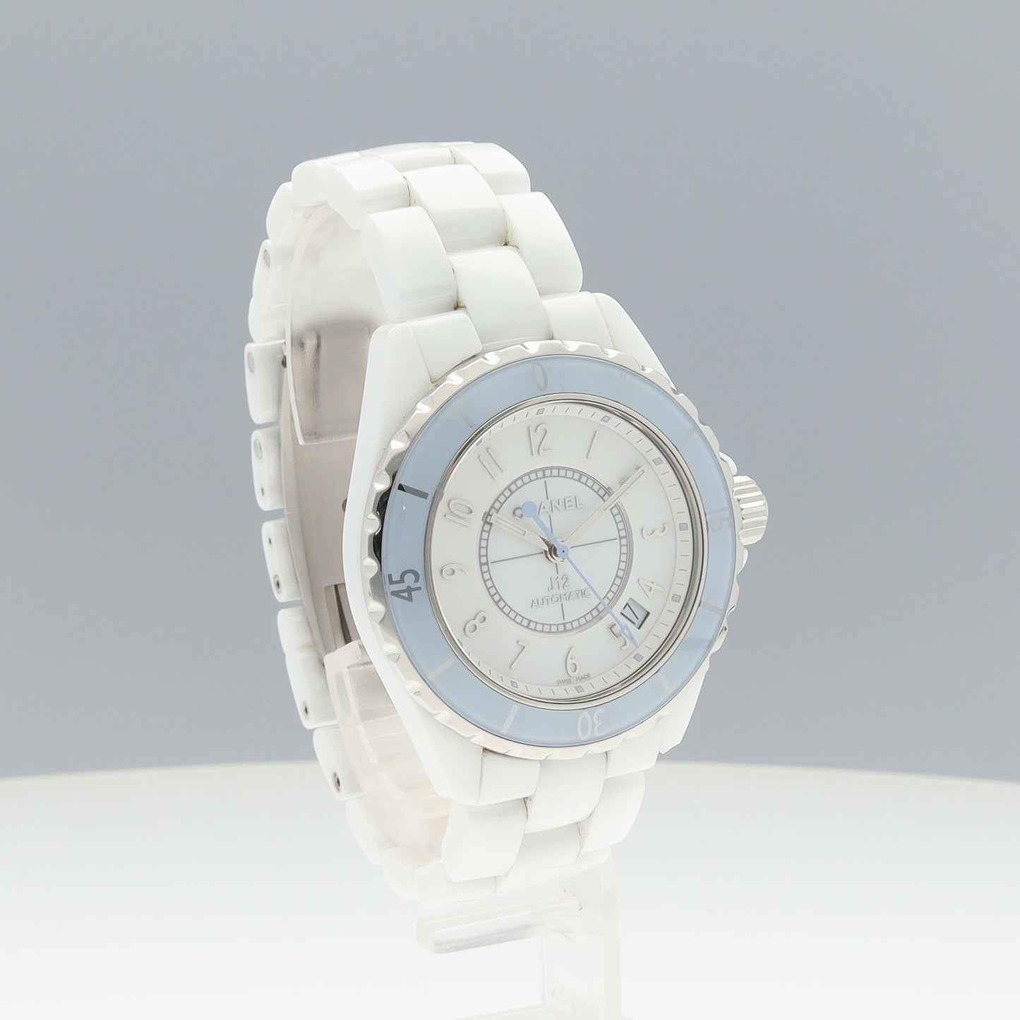 H4341 J12 Soft Blue World Limited 1200pcs 2CHA01-00127