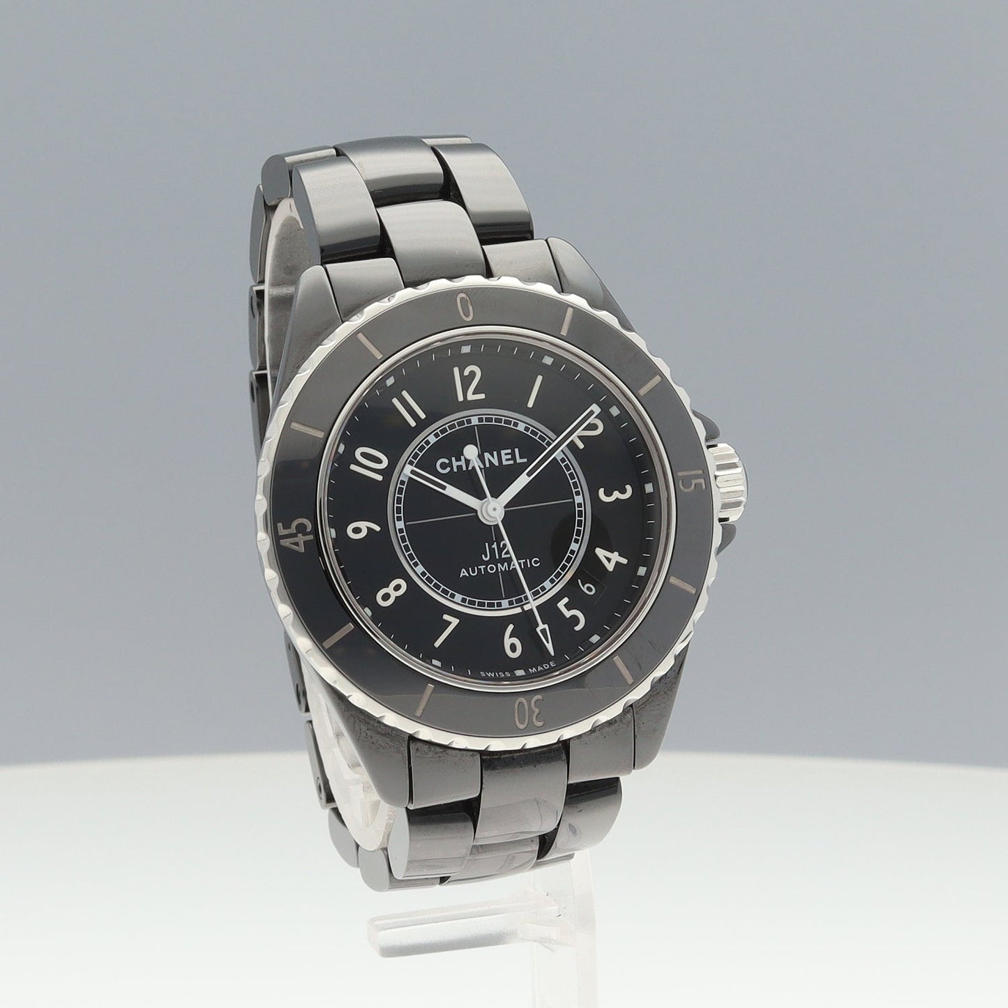 H5697 J12 Automatic 2CHA01-00136