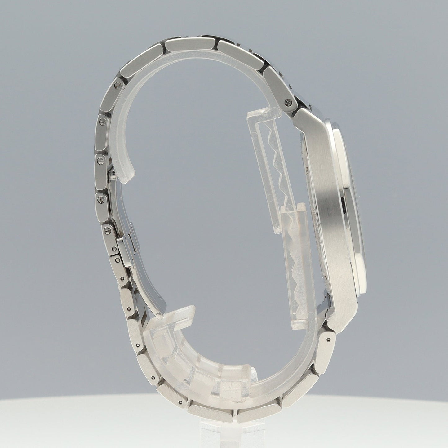 81010-11-635-11A Laureato Infinity Edition 2GRP01-00062