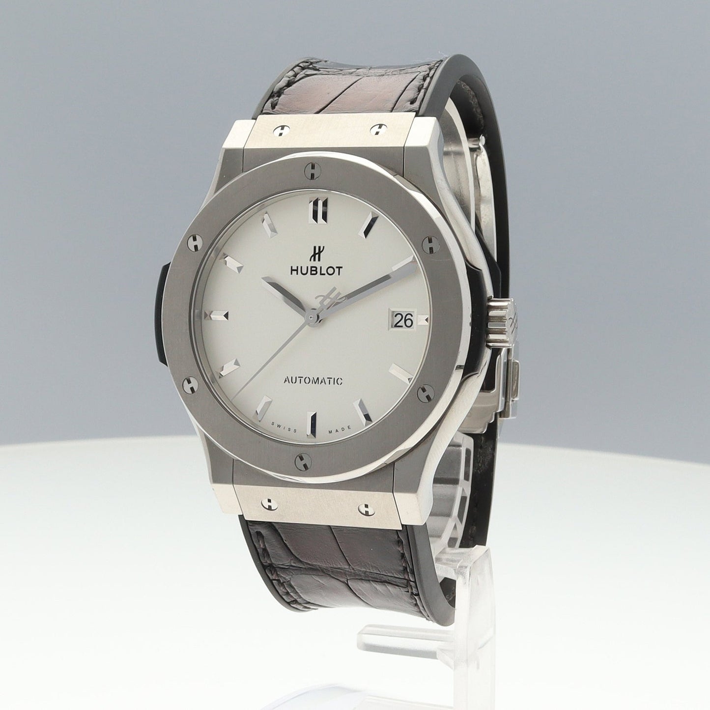 511.NX.2611.LR Classic Fusion Titanium Opaline 2HUB01-00201