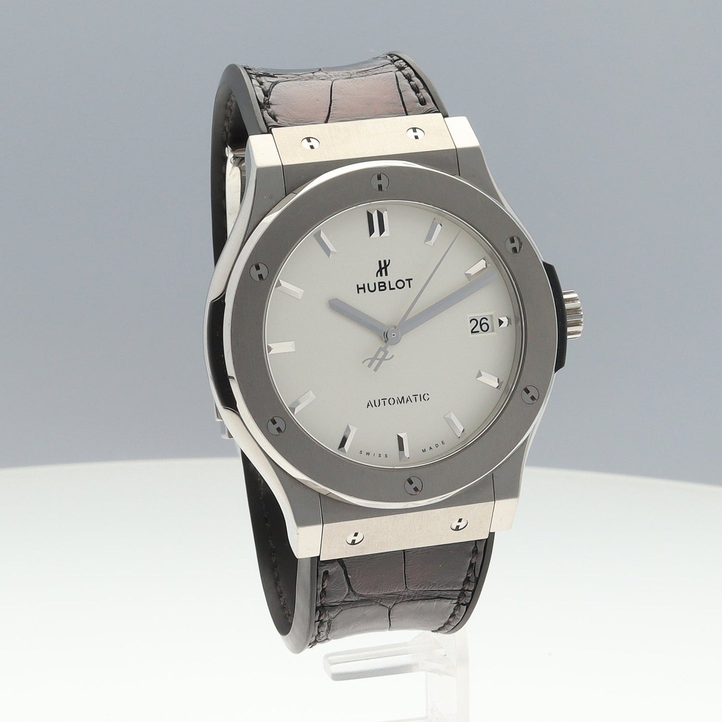 511.NX.2611.LR Classic Fusion Titanium Opaline 2HUB01-00201