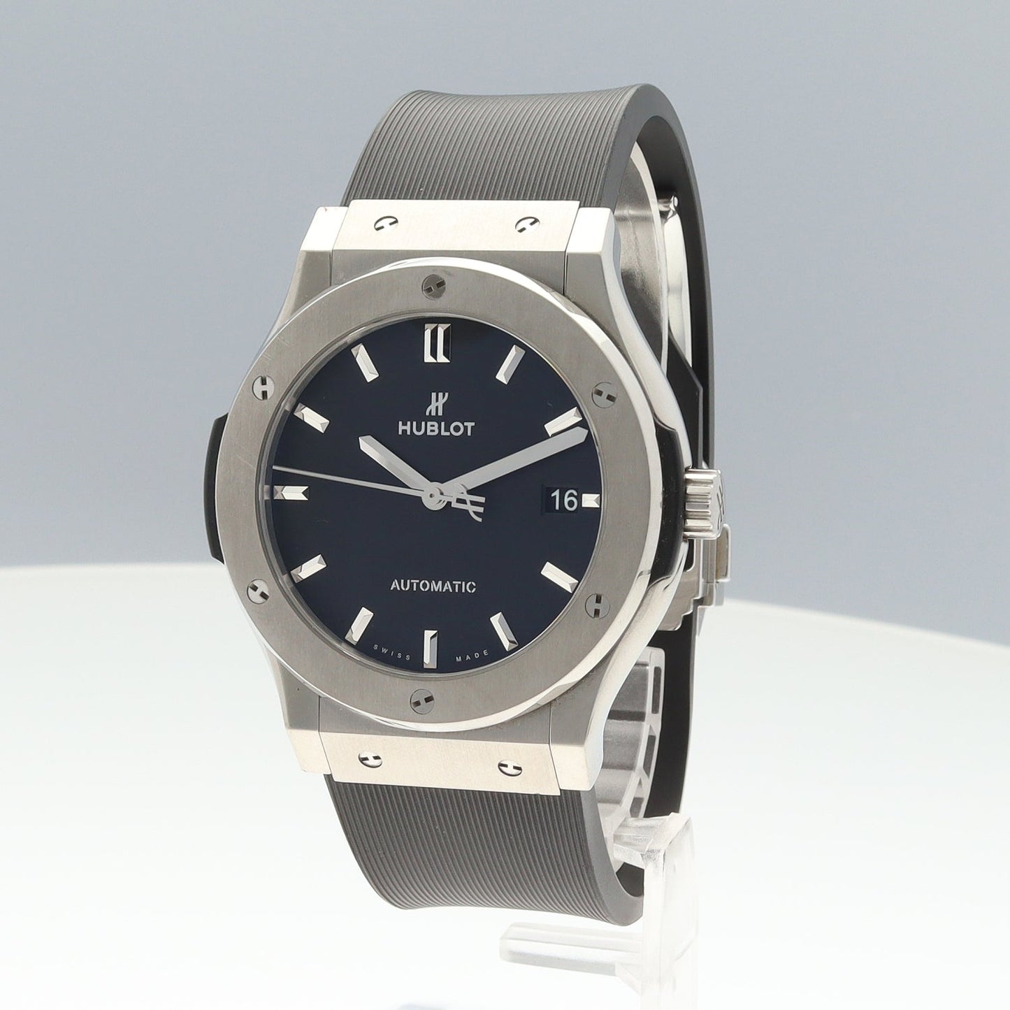 511.NX.1171.RX Classic Fusion 2HUB01-00209
