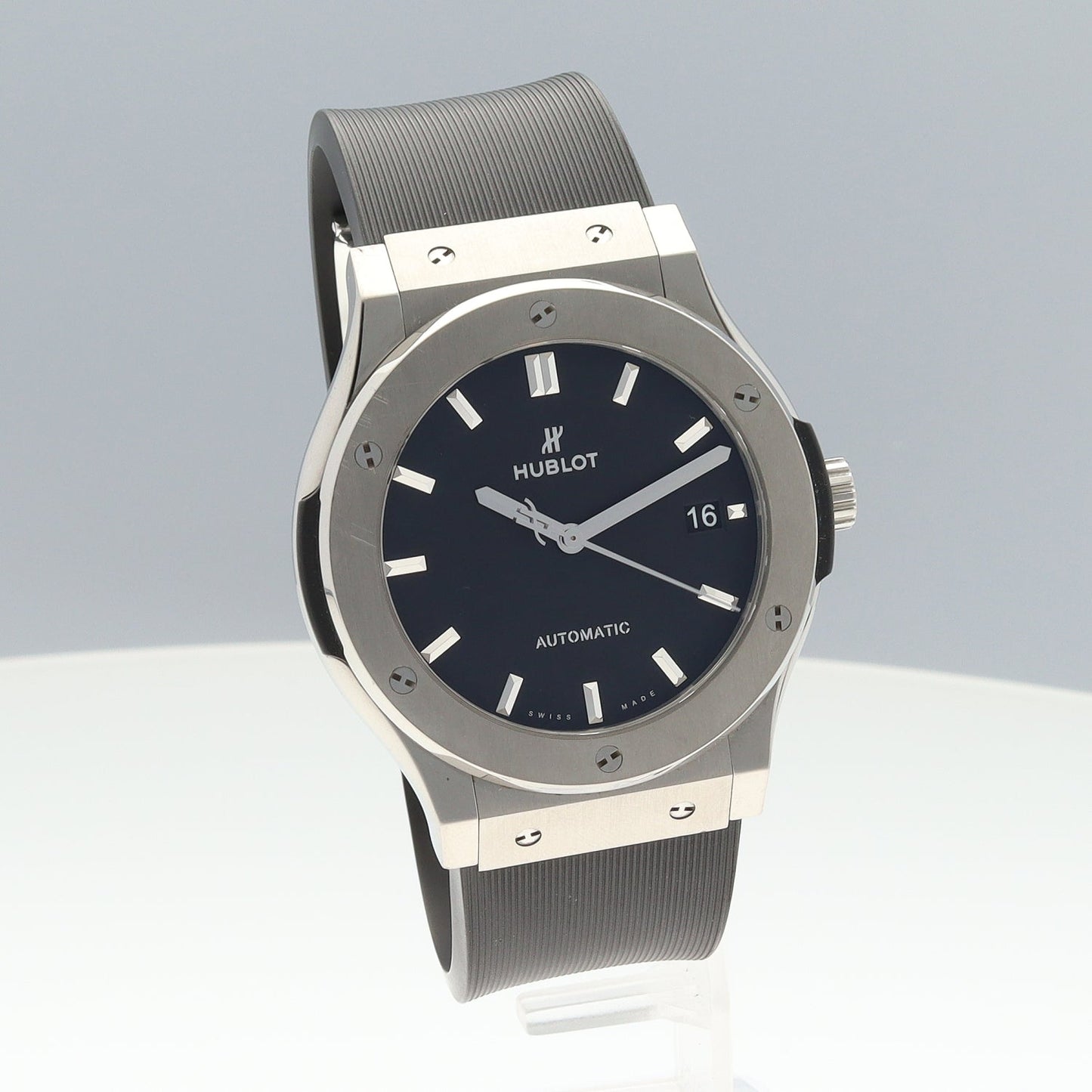 511.NX.1171.RX Classic Fusion 2HUB01-00209