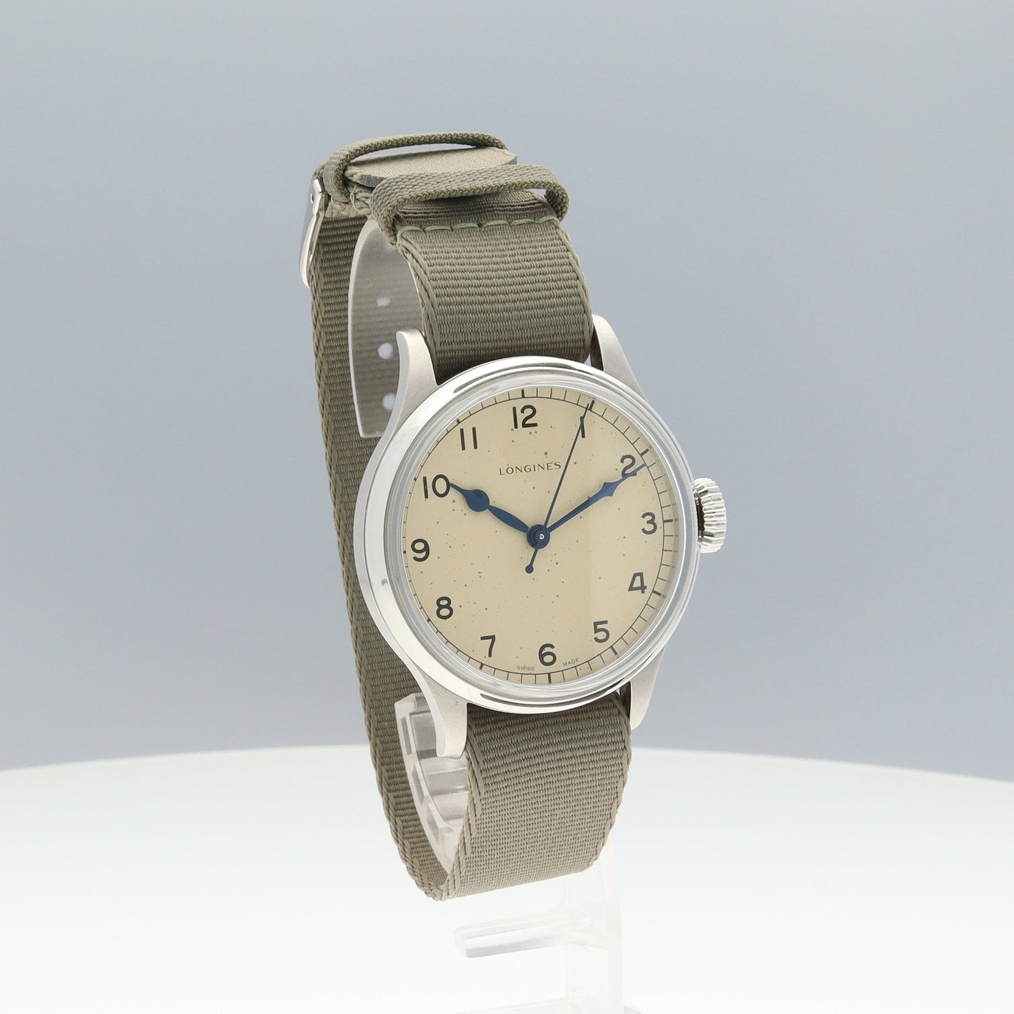 L2.819.4.93.2 HerItage MIlItary 2LON01-00052
