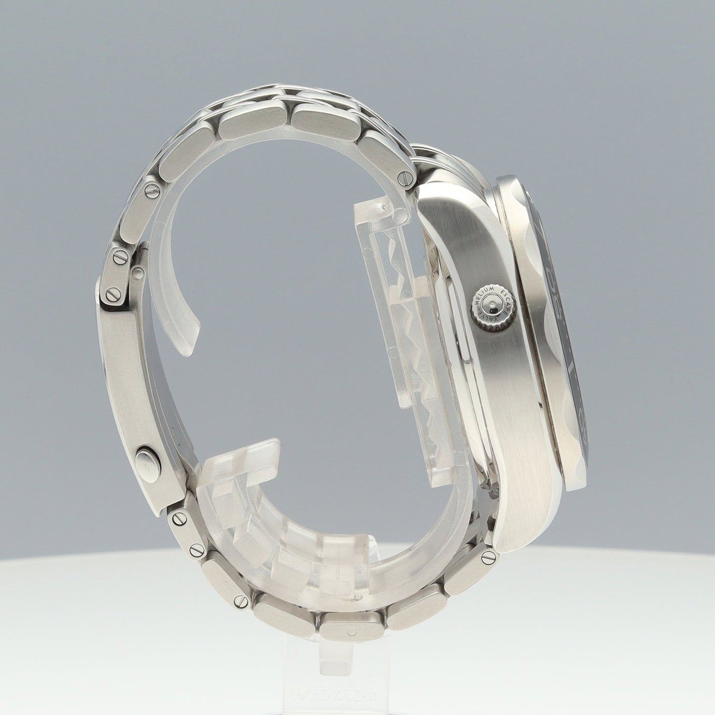 212.30.44.50.01.002 Seamaster 2O-M01-00653