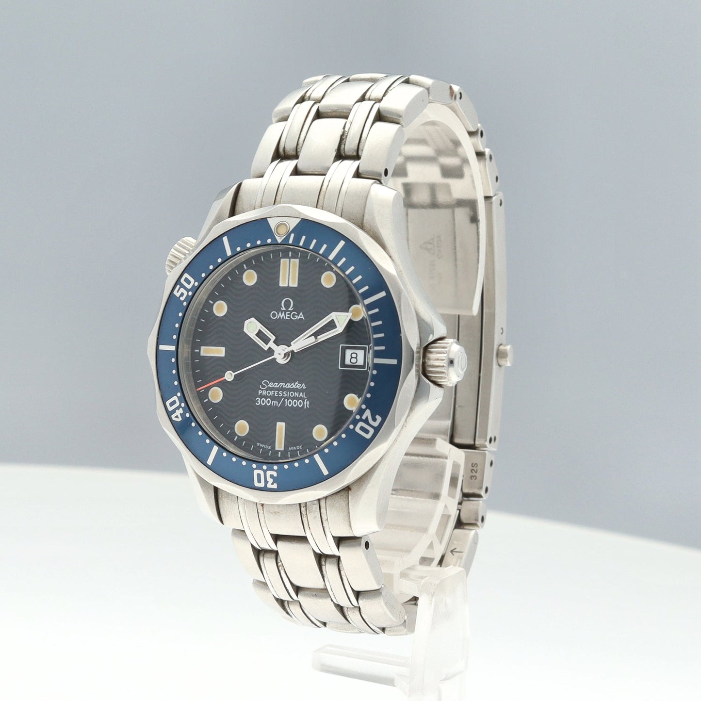 2561.80 Seamaster 300m 2O-M33-00049