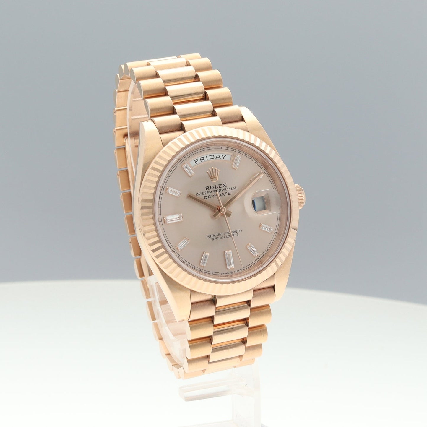 228235A DayDate 40 ERG Q serial 2R-X01-01447