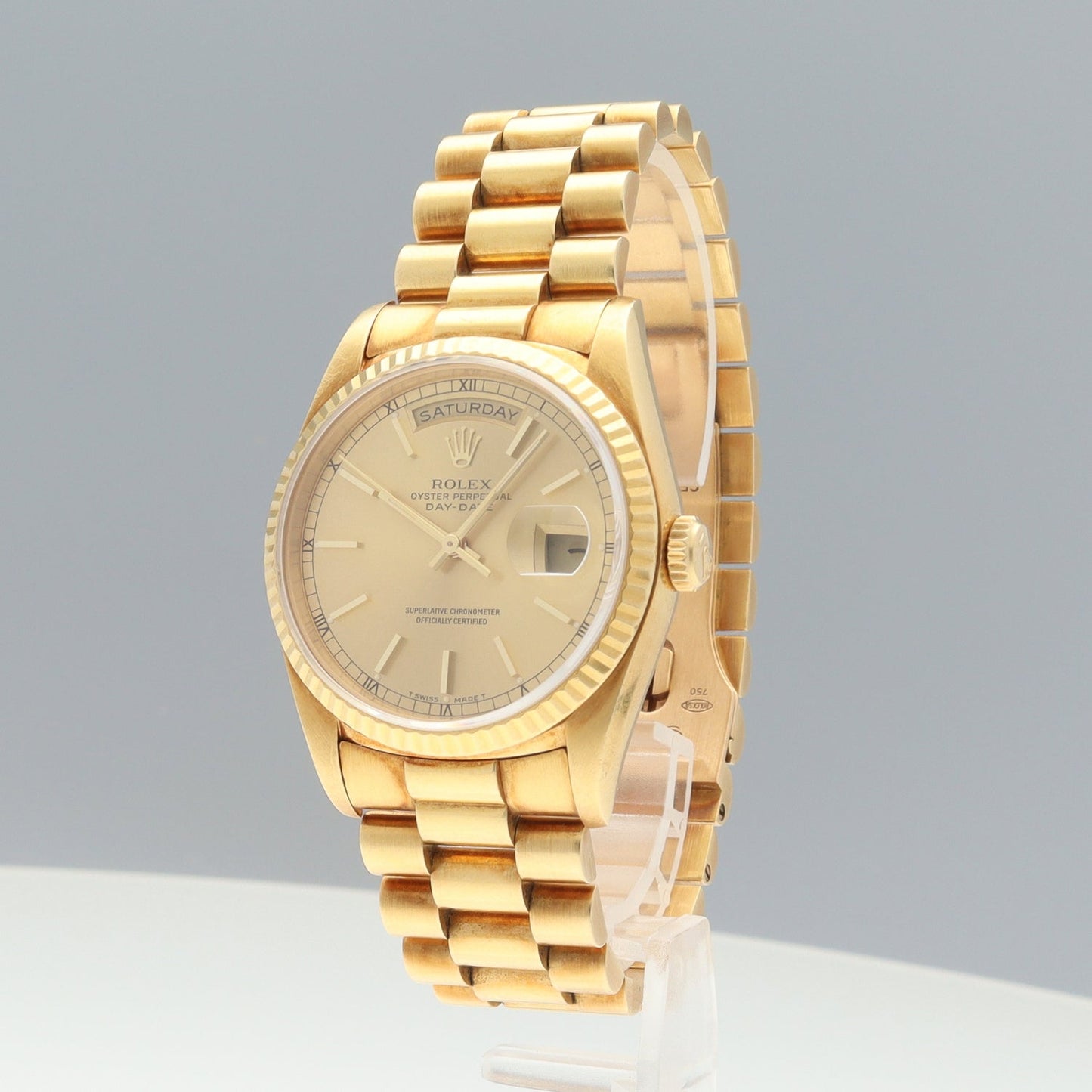 18038 DAYDATE R Serial YG 2R-X01-01741