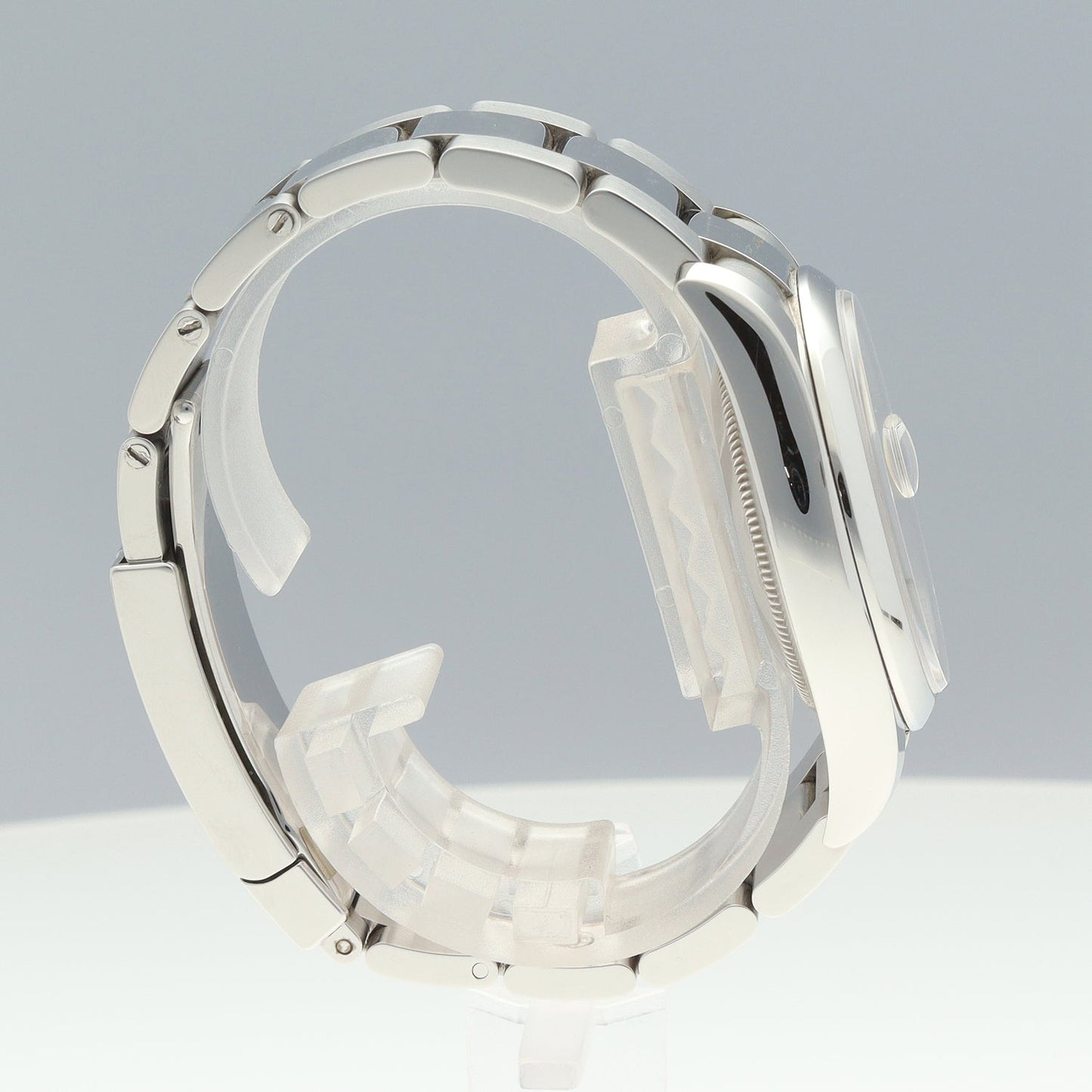 116200 DATEJUST F serial 2R-X33-00192