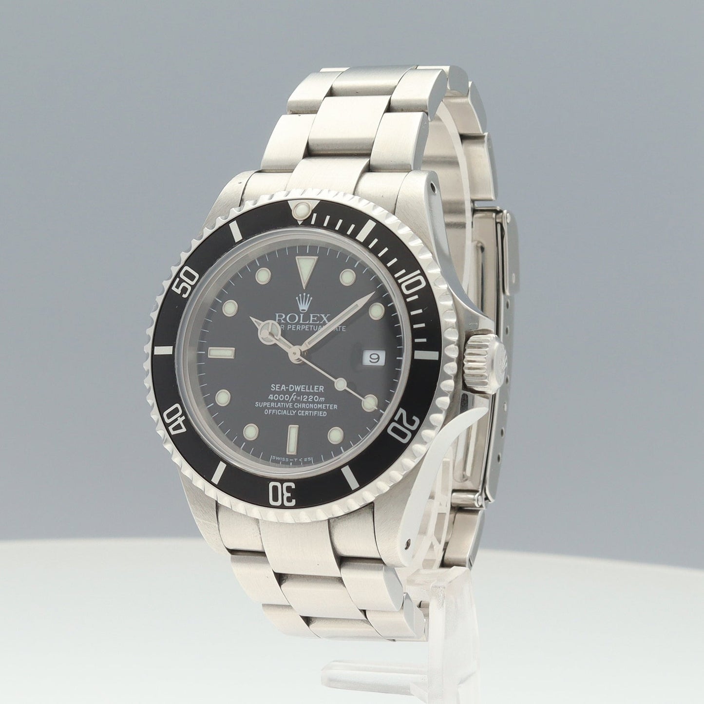 16600 Sea-Dweller U serial 2R-X33-00197