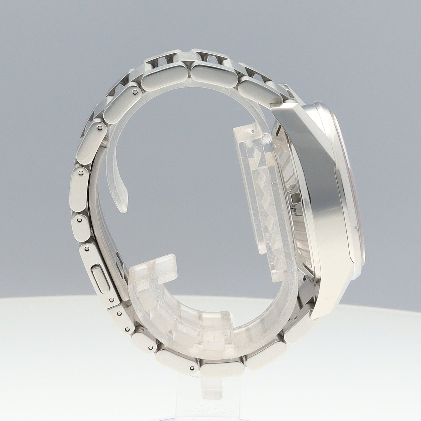 CBK2114.BA0715 Carrera Caliber 16 2TAG01-00227