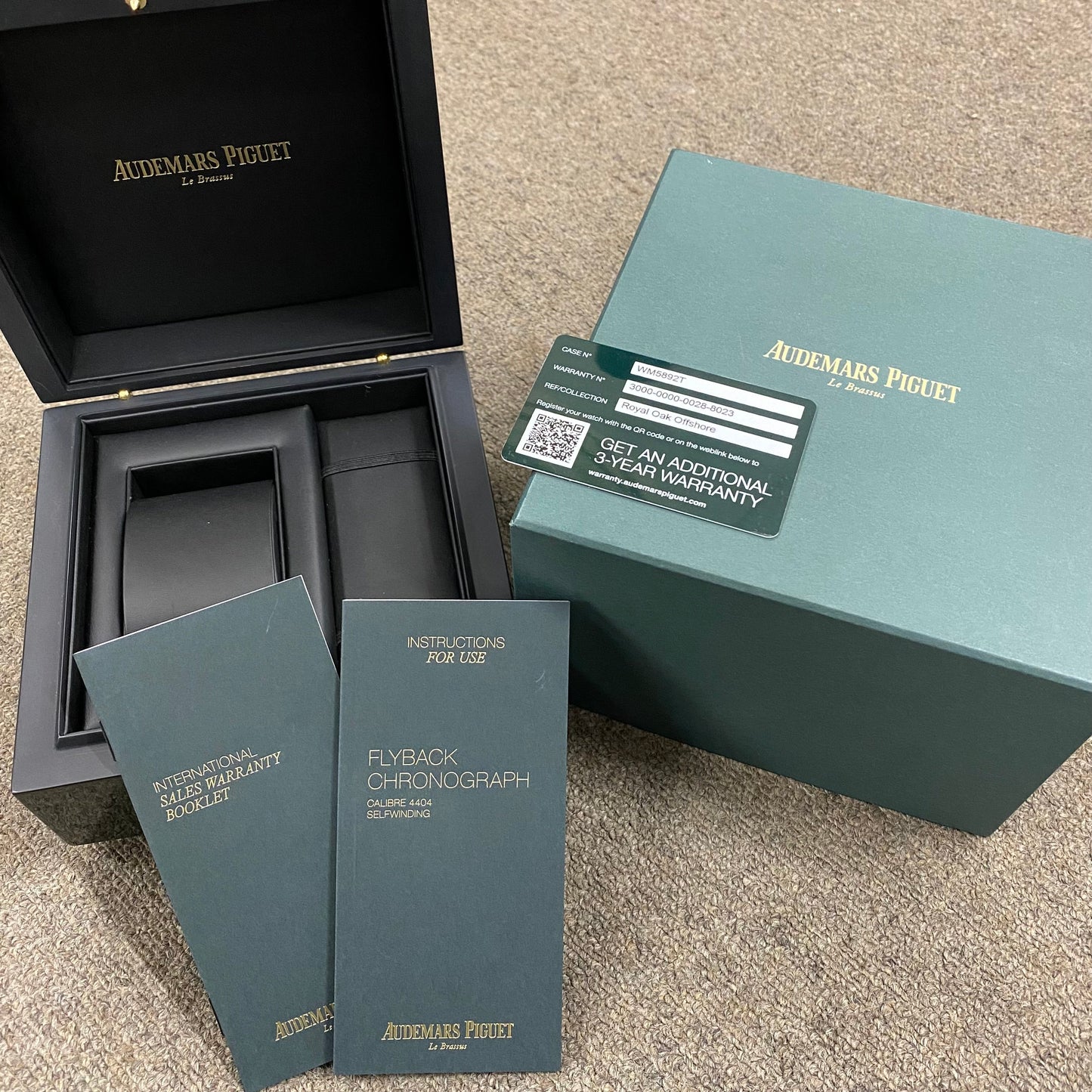 26238TI.00.2000TI.01 Royal Oak Offshore 2A-P01-00074
