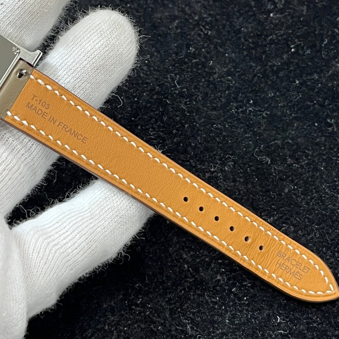 HH1.235 H Watch 2HER01-00228