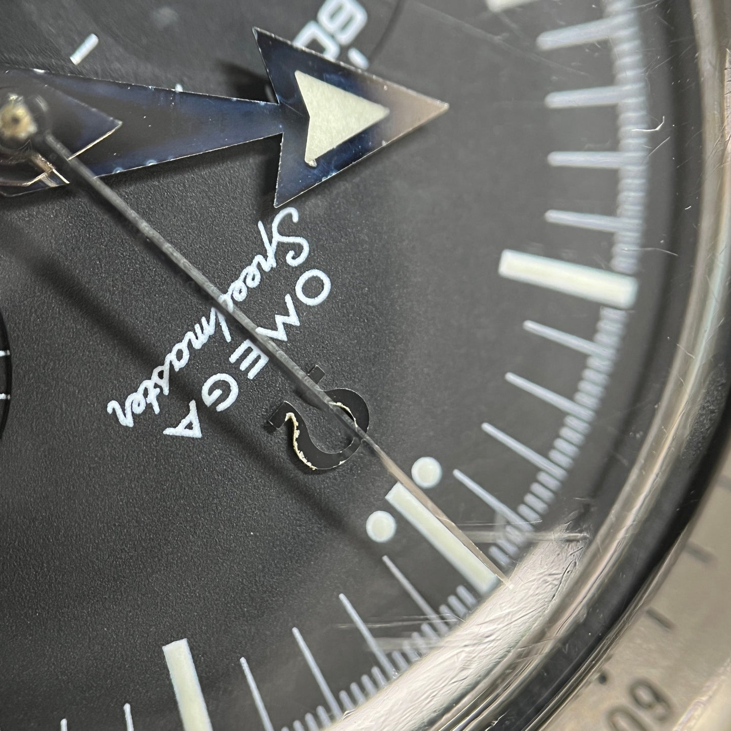 3594.50 Speedmaster broad arrow 2O-M01-00582