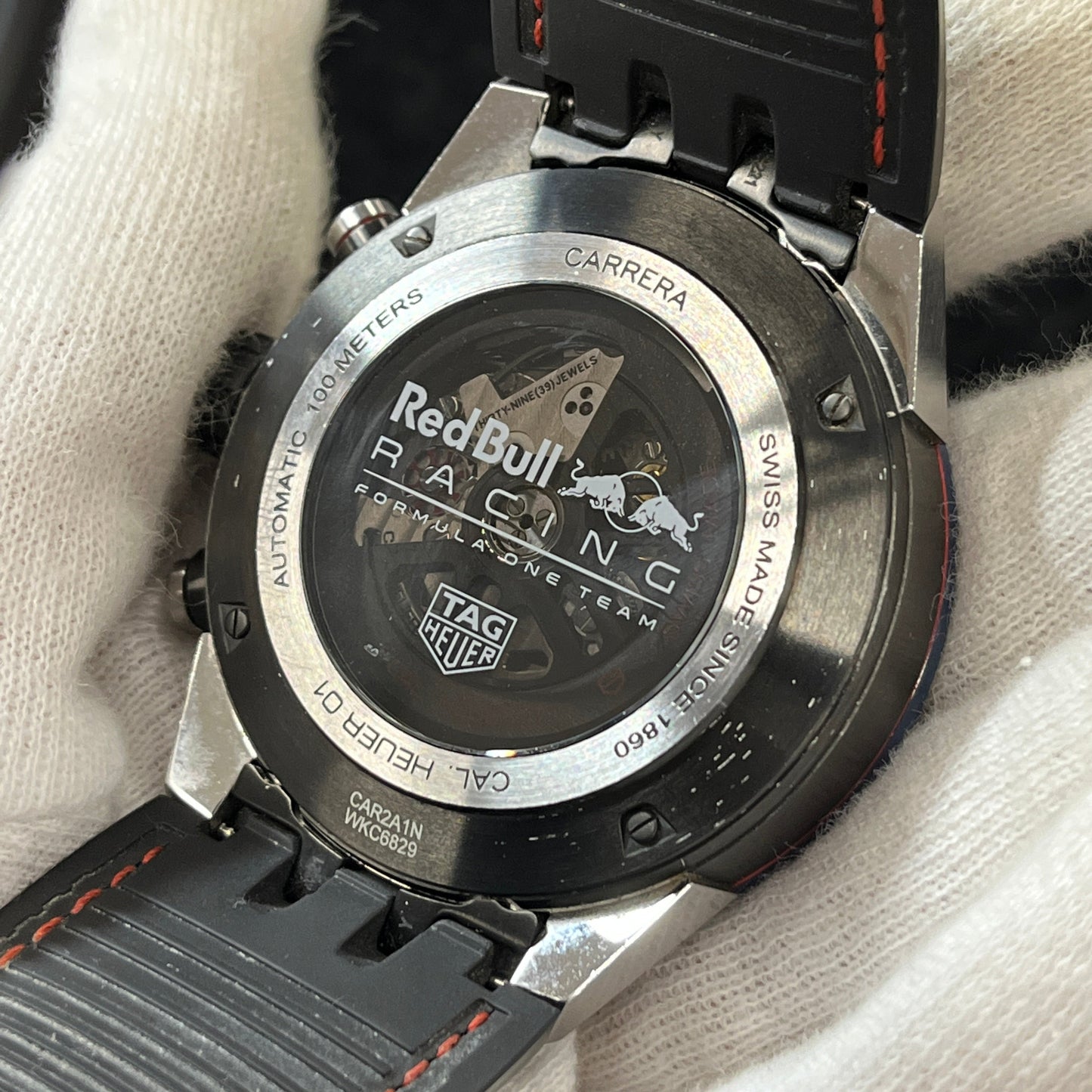 CAR2A1N.FT6100 Carrera Caliber Heuer Red Bull Racing 2TAG01-00233