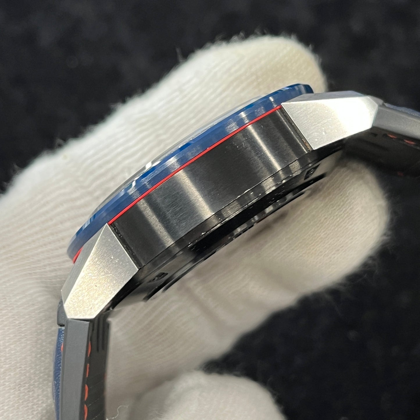 CAR2A1N.FT6100 Carrera Caliber Heuer Red Bull Racing 2TAG01-00233