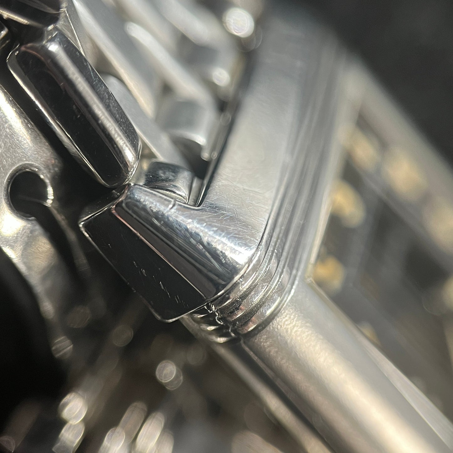 251.8.86 Level Shadow 2JLC01-00100