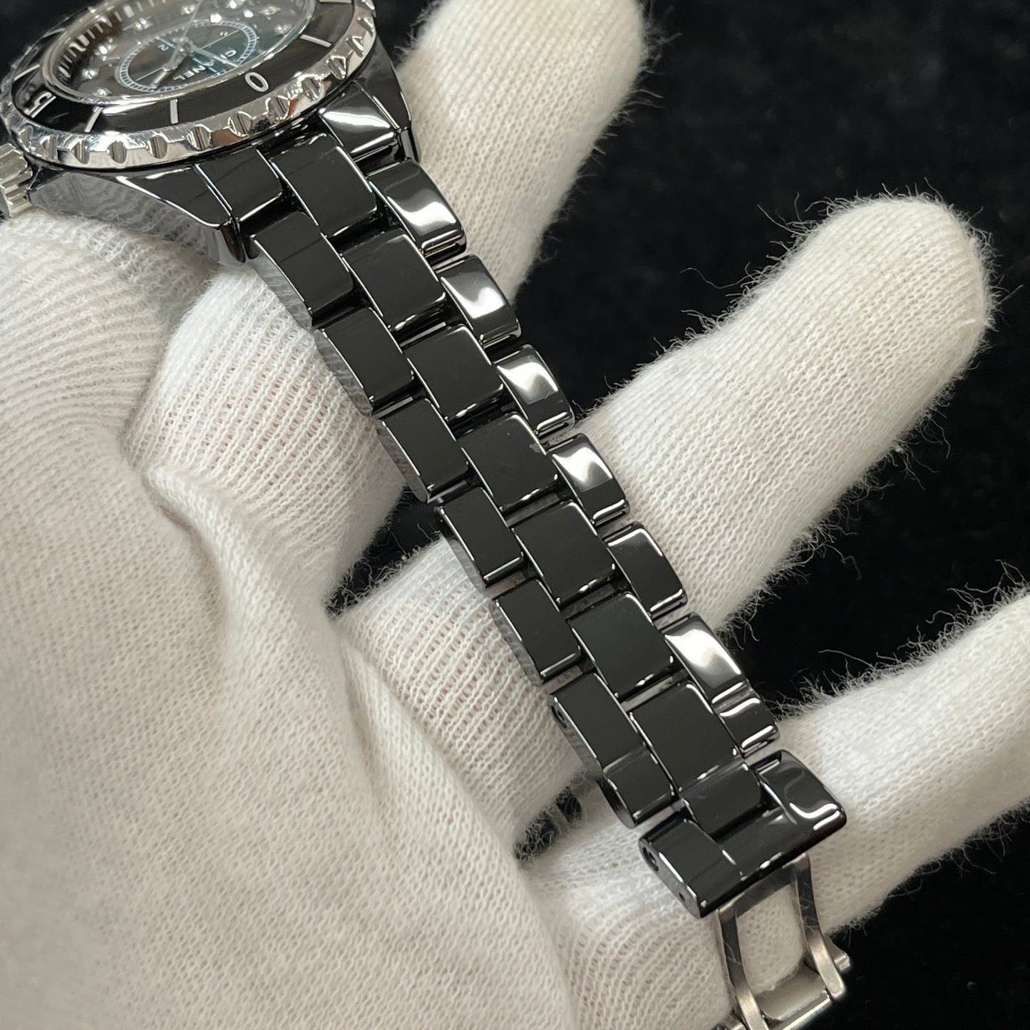 H1625 J12 Quartz 2CHA01-00133