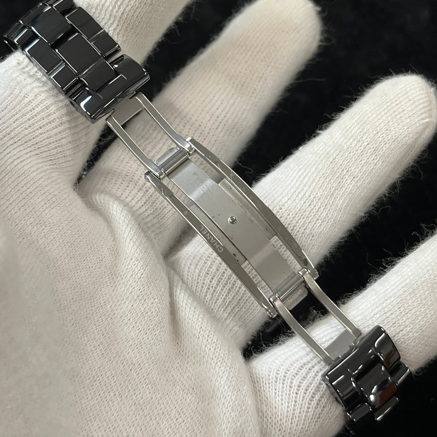 H1625 J12 Quartz 2CHA01-00133