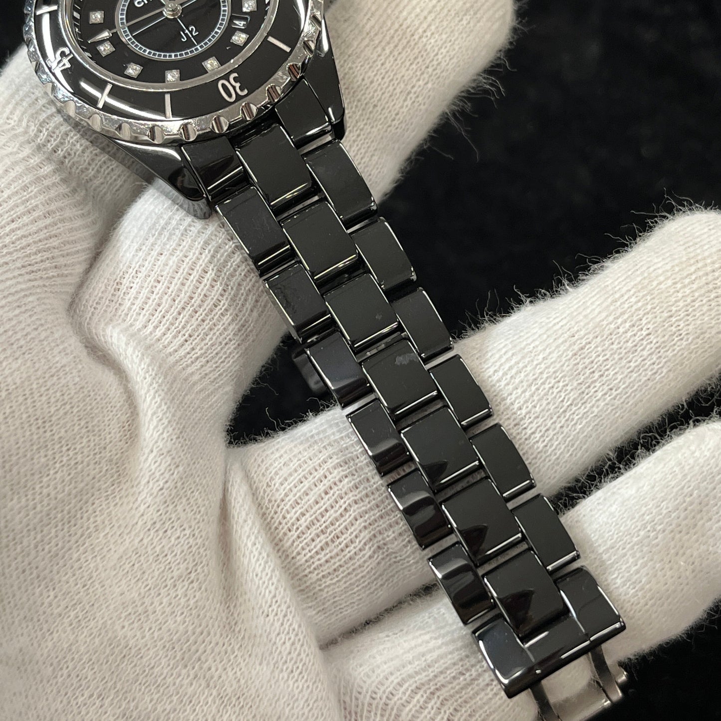 H1625 J12 Quartz 2CHA01-00133