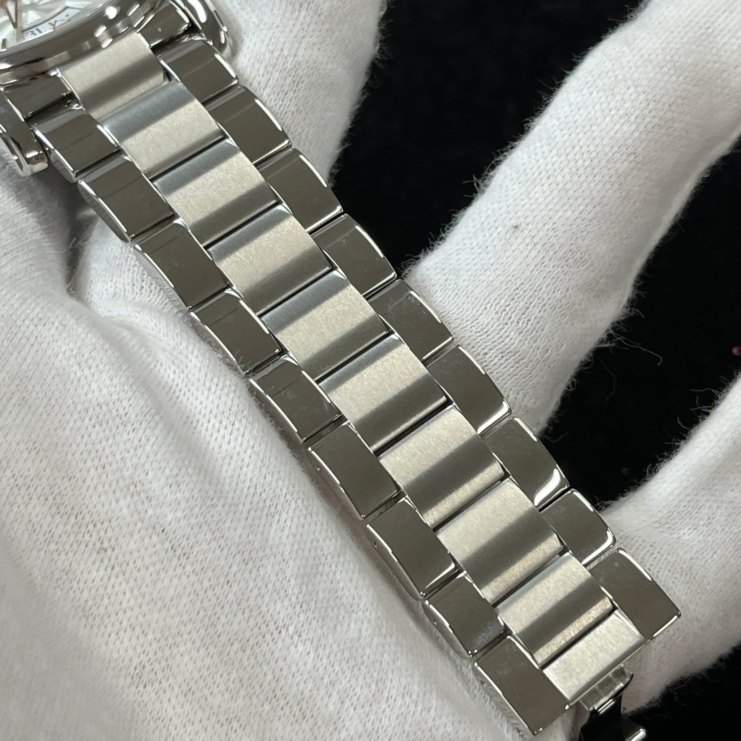 114852 Star 4810 Date 1MON01-00001