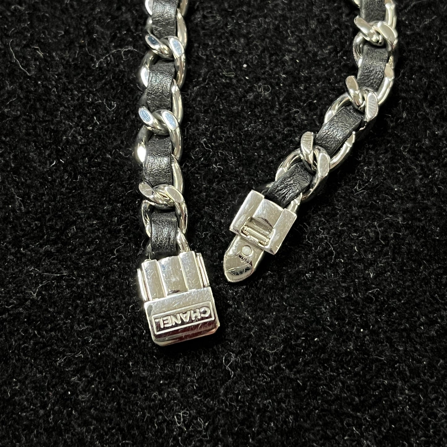 H3748 Premiere Triple Bracelet 2CHA01-00135