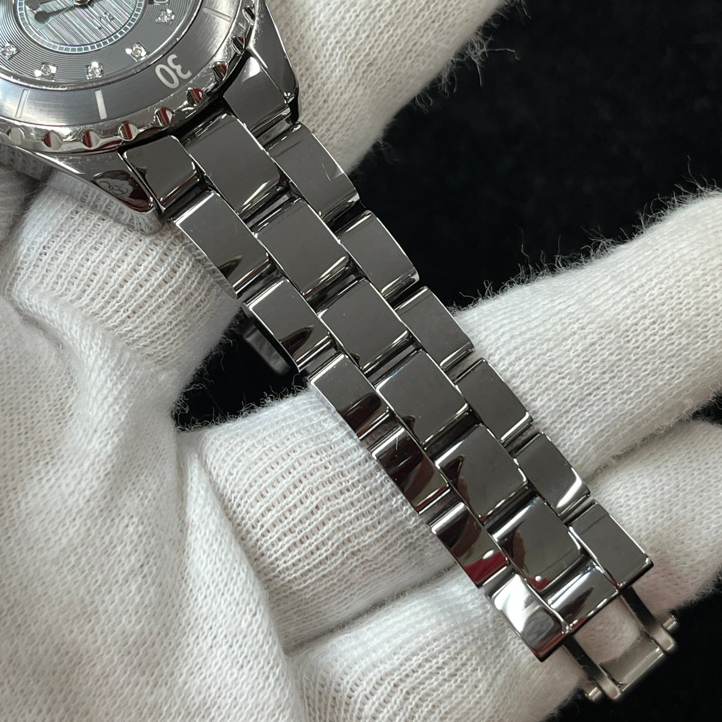 H3241 J12 Chromatic 2CHA01-00128
