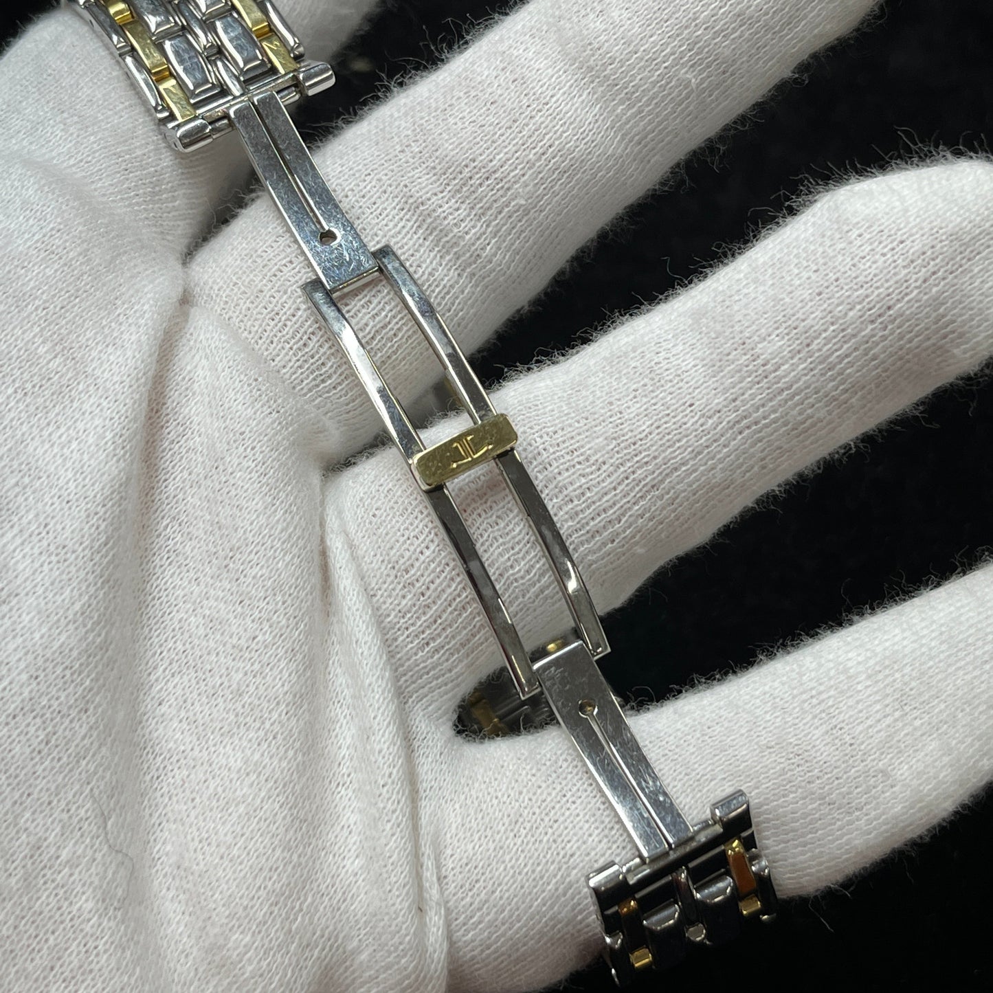 250.5.86 Reverso Classic 2JLC01-00113