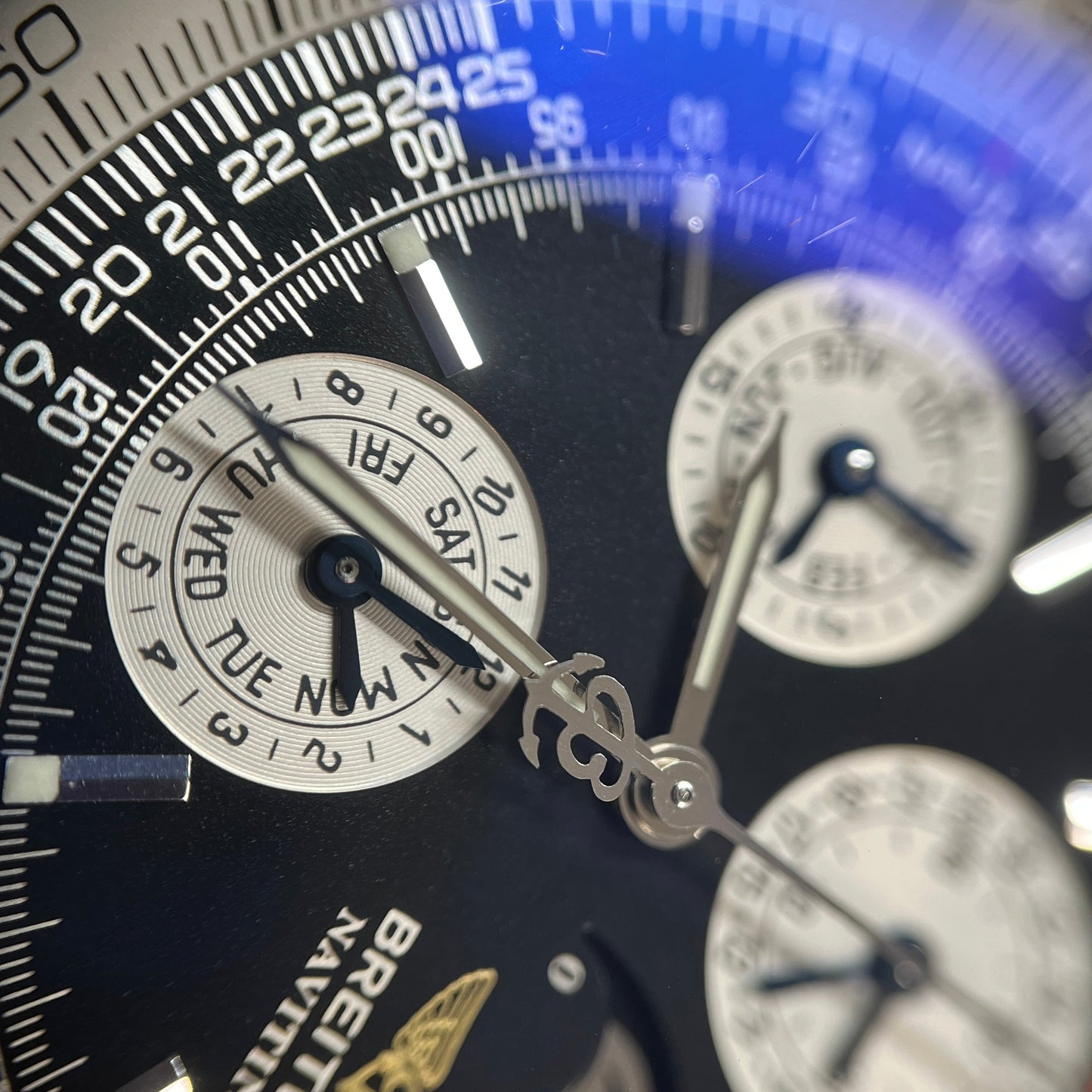 A19322 Navitimer Limited to 300 pcs in Japan 2BRT01-00197