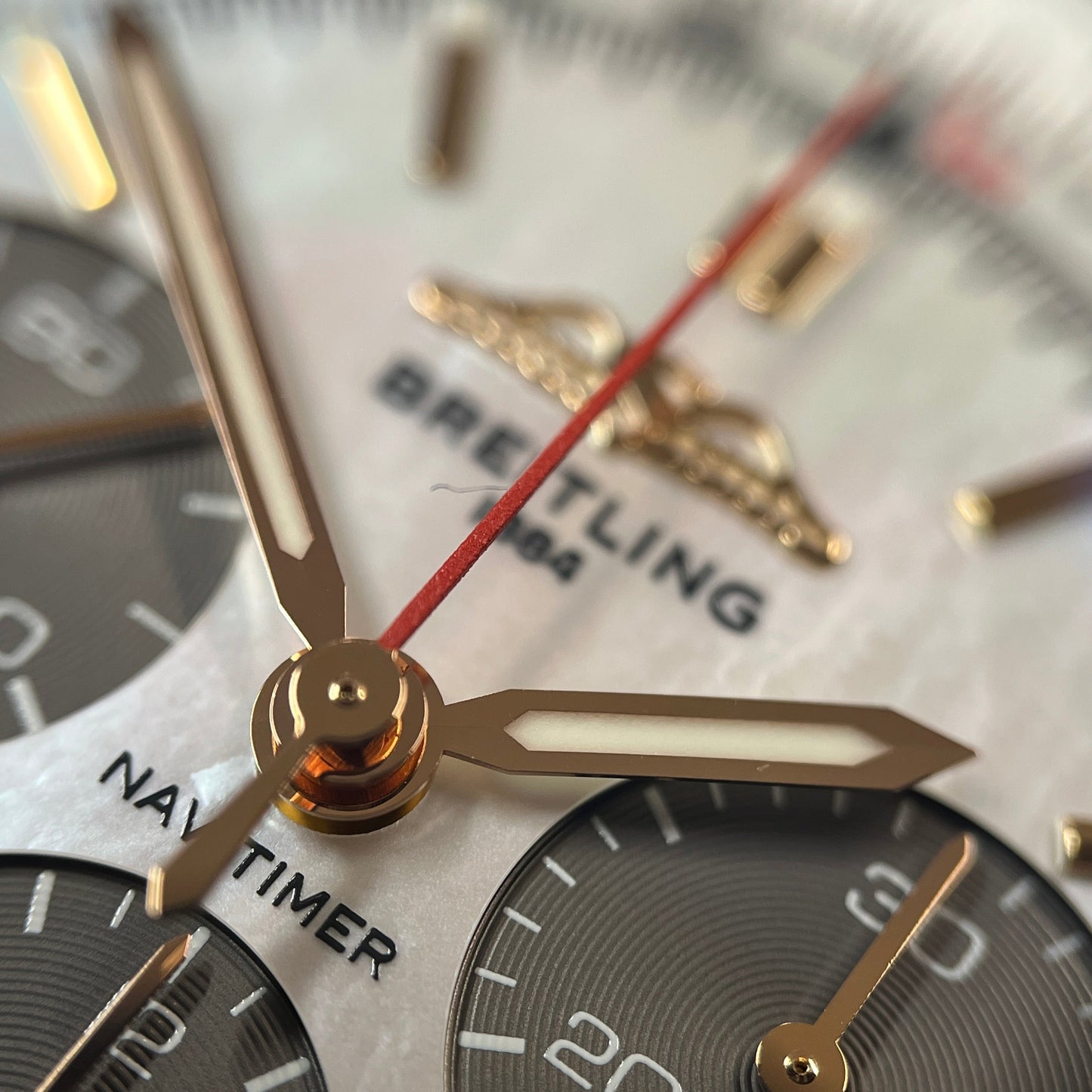 AB0139211A1P1 Navitimer B01 Limited to Japan 2BRT01-00190
