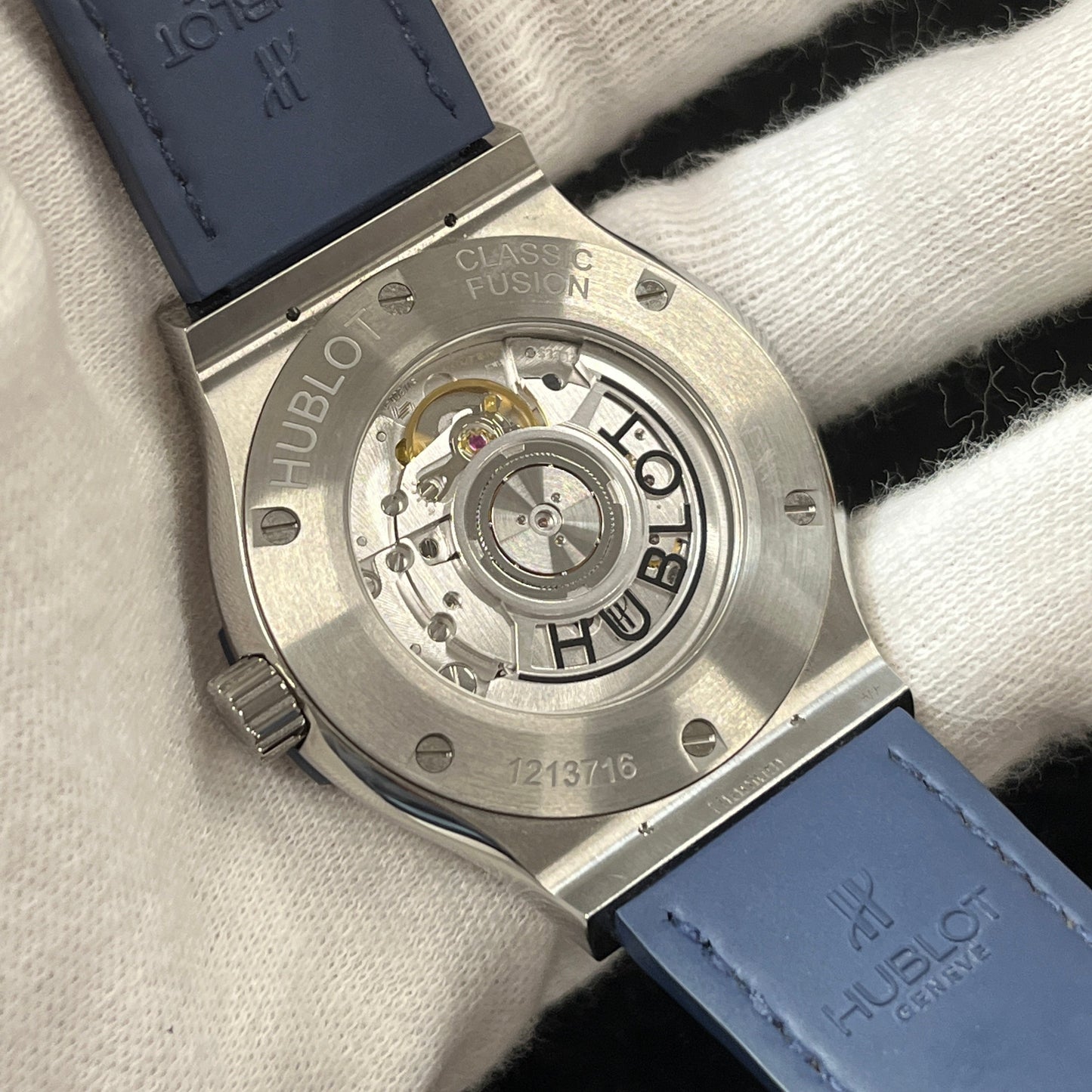 542.NX.7170.LR Classic Fusion Titanium 2HUB01-00213