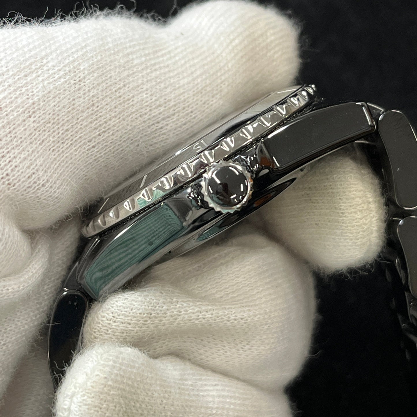 H5697 J12 Automatic 2CHA01-00136