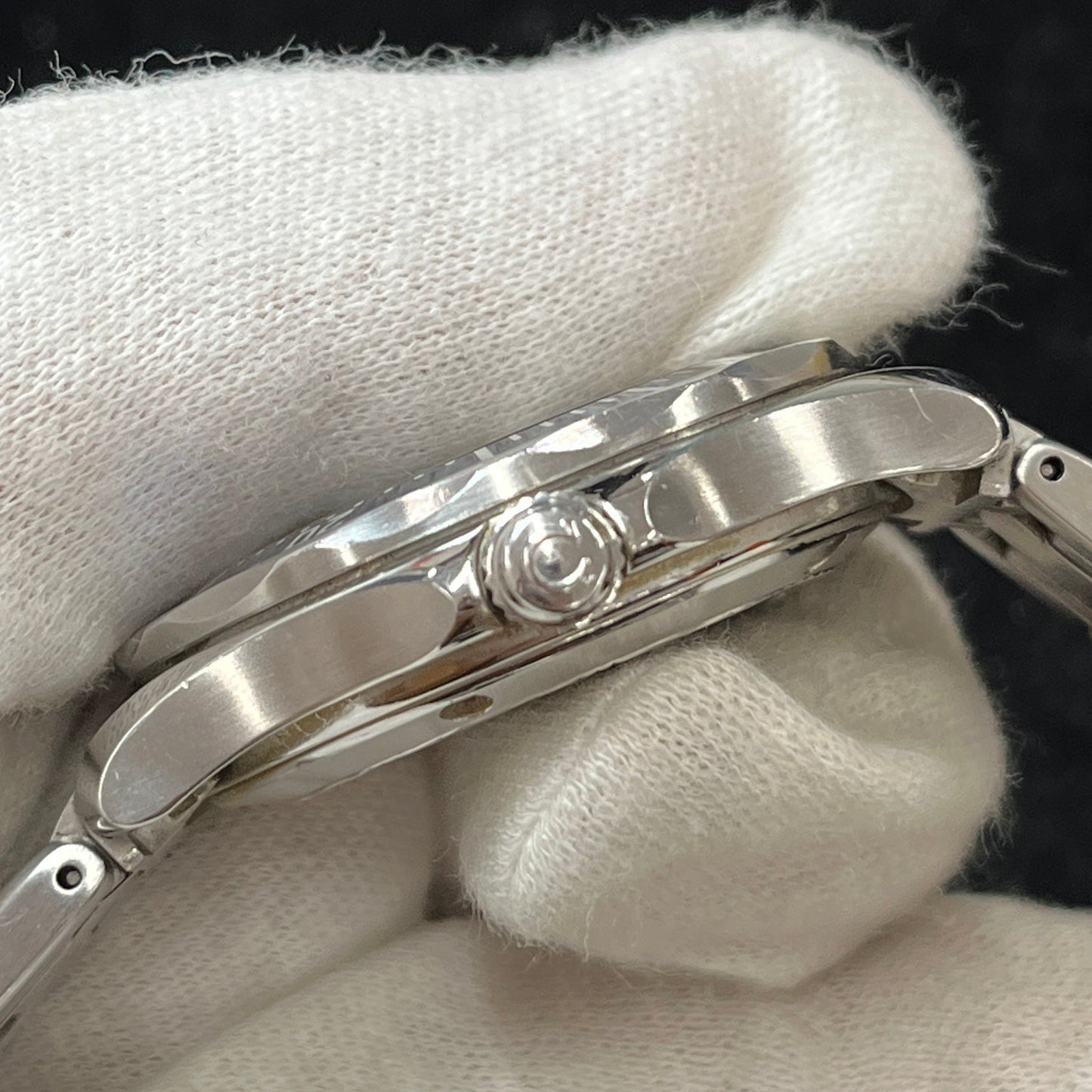 2561.80 Seamaster 300m 2O-M33-00049
