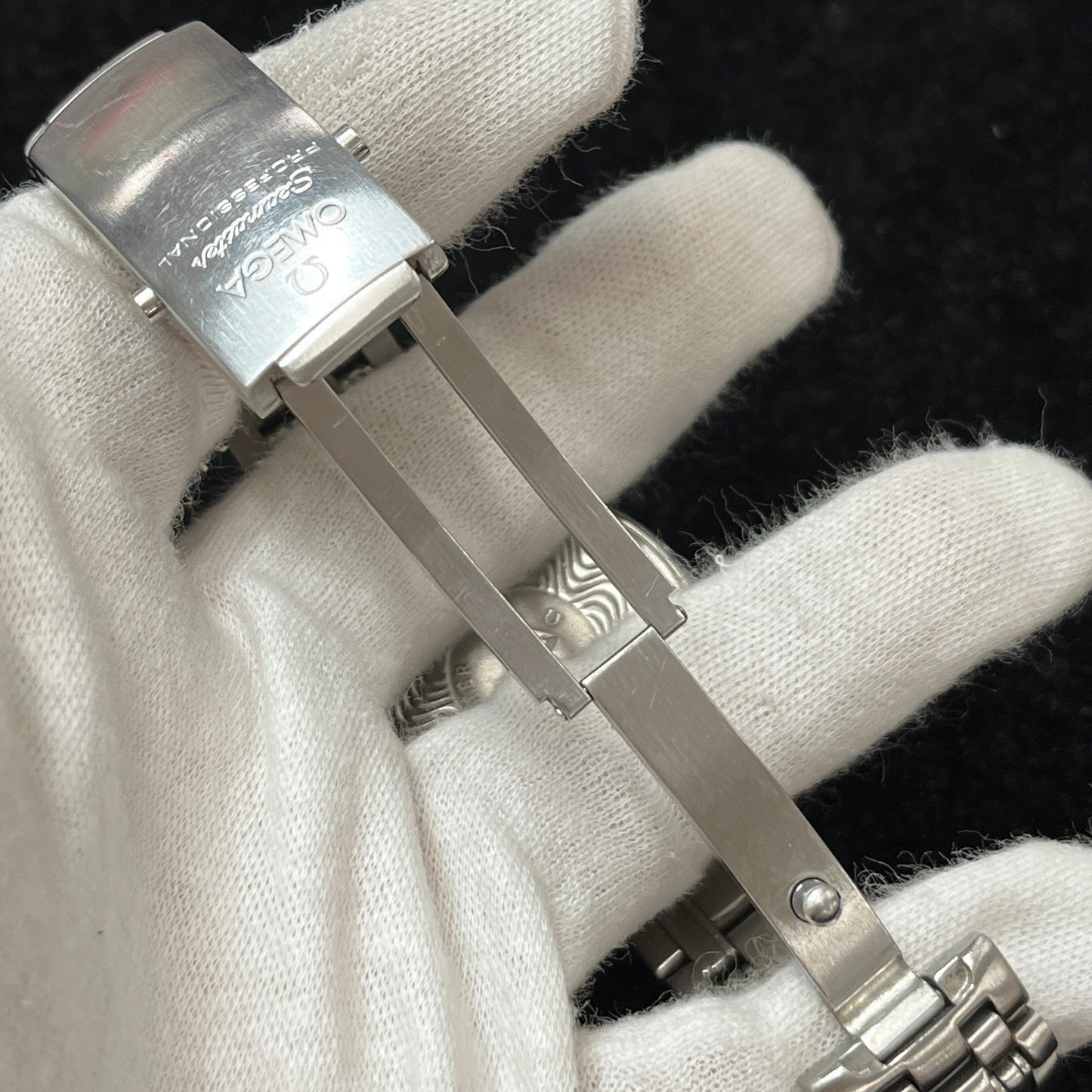 2561.80 Seamaster 300m 2O-M33-00049