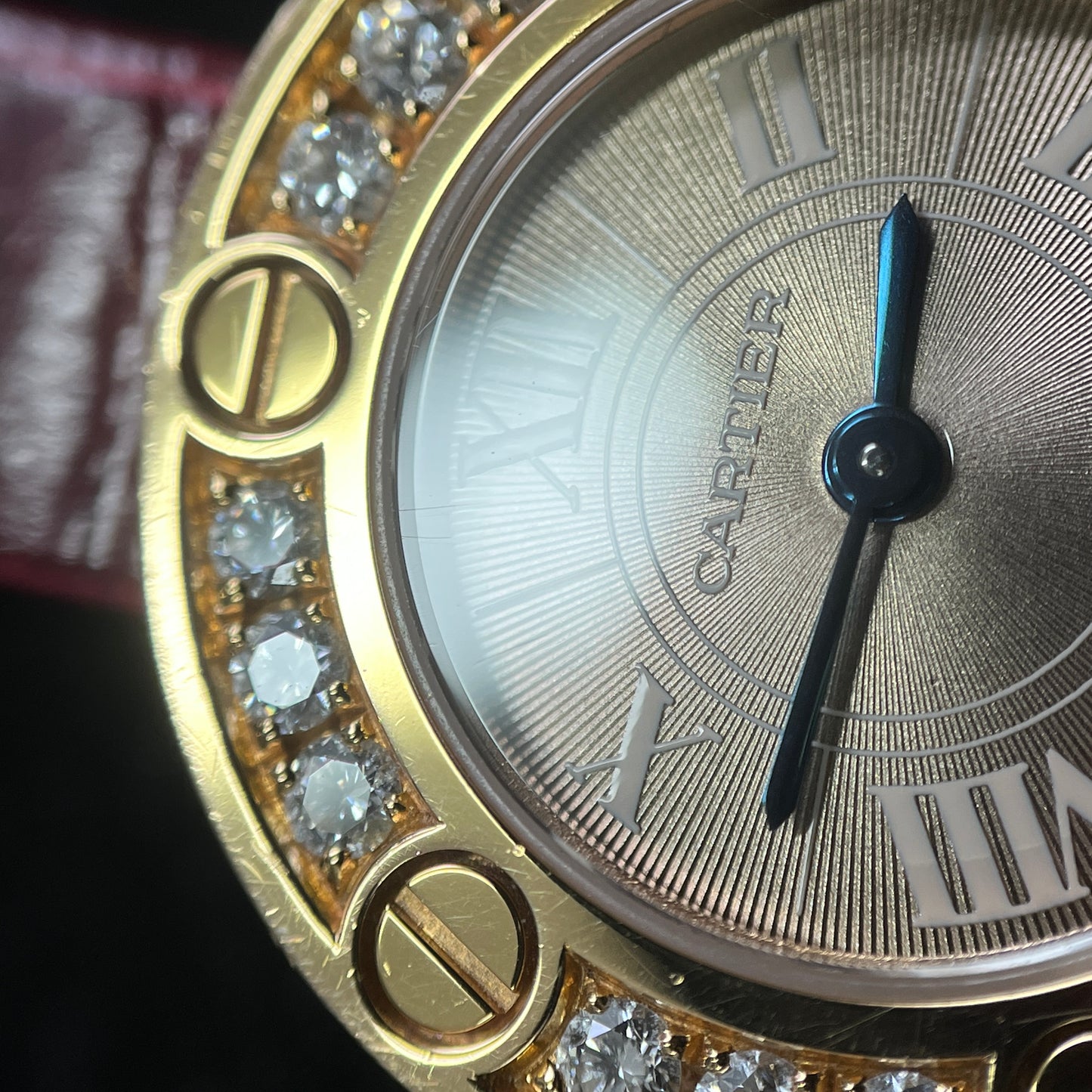 WE801331 Love watch Diamond bezel YG 2CAR01-00621