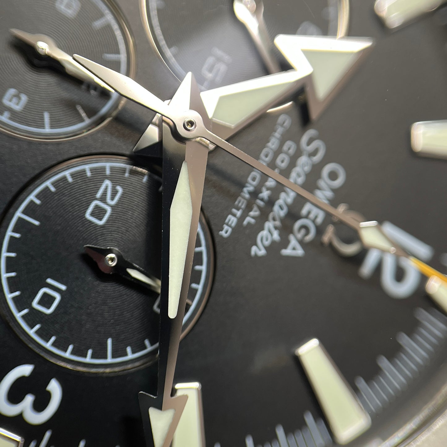 2210.50 CoAxial Chronometer Chronograph 2O-M01-00501
