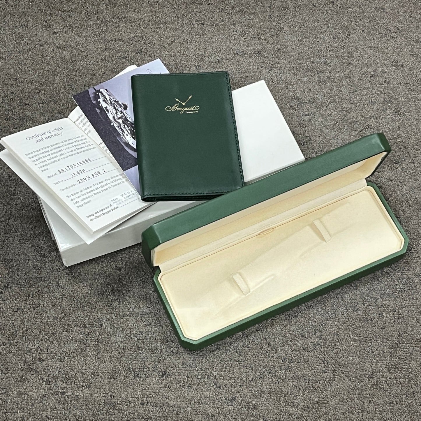 5917BA12984 Classic YG 2BRG01-00080