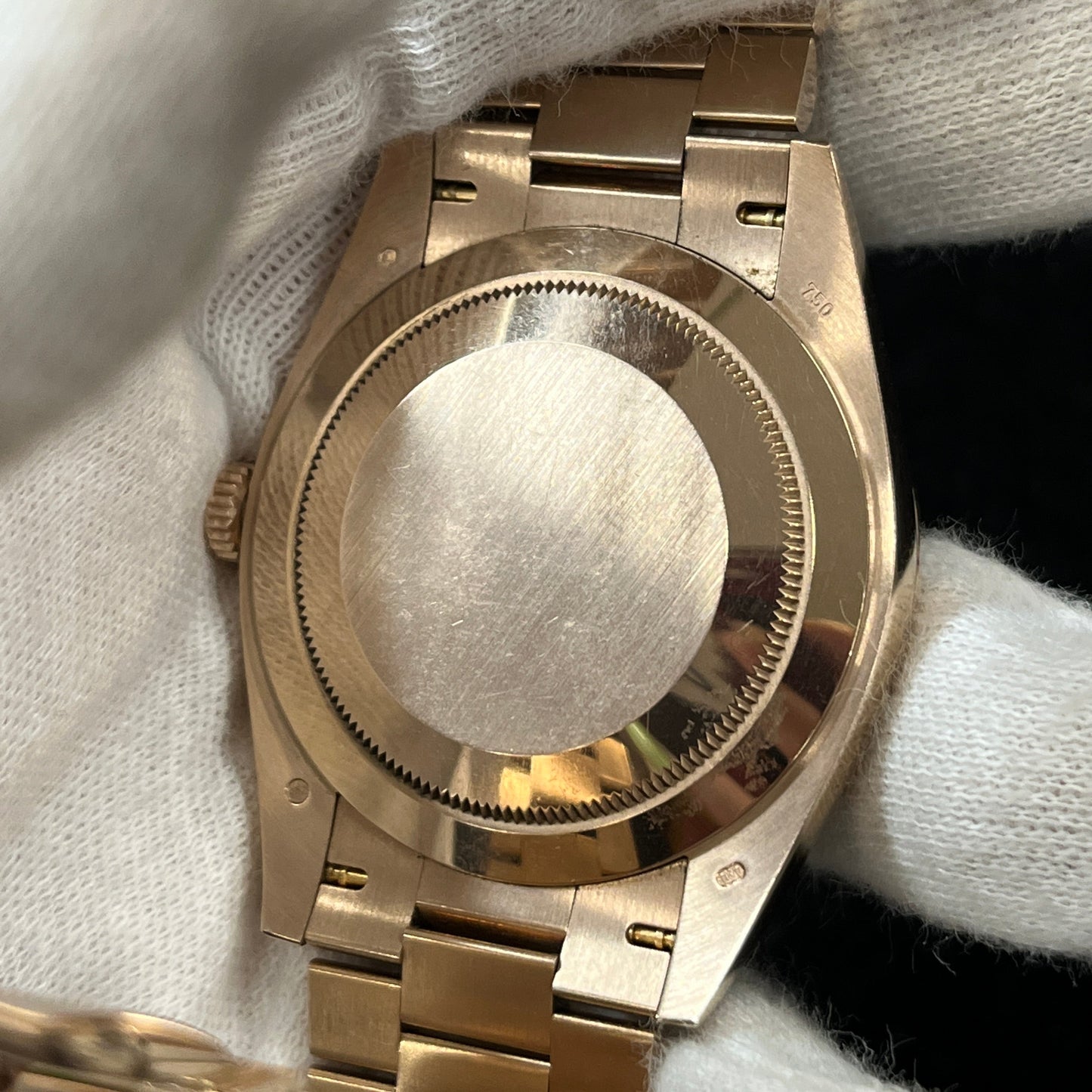 228235A DayDate 40 ERG Q serial 2R-X01-01447