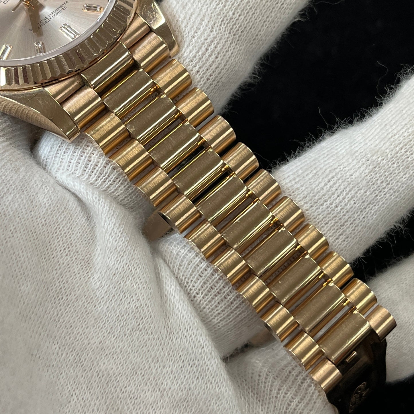 228235A DayDate 40 ERG Q serial 2R-X01-01447